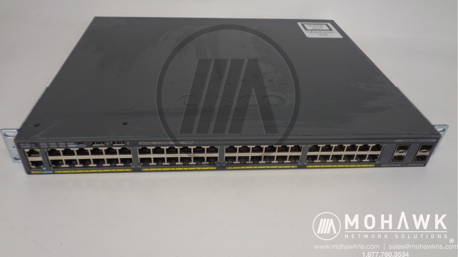 Cisco Catalyst WS-C2960X-48FPS-L Cisco 2960-X 48 GigE PoE 740W LAN Base Switch