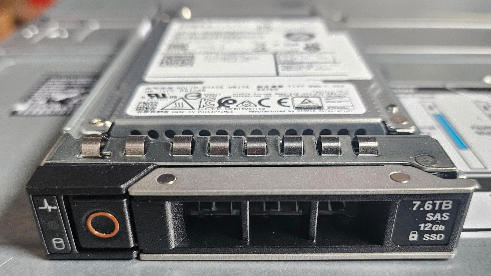 5MHY8 DELL EMC 7.68TB SAS 12G Read Intensive SED 2.5" SDFGS53DAB02T SSD 100%