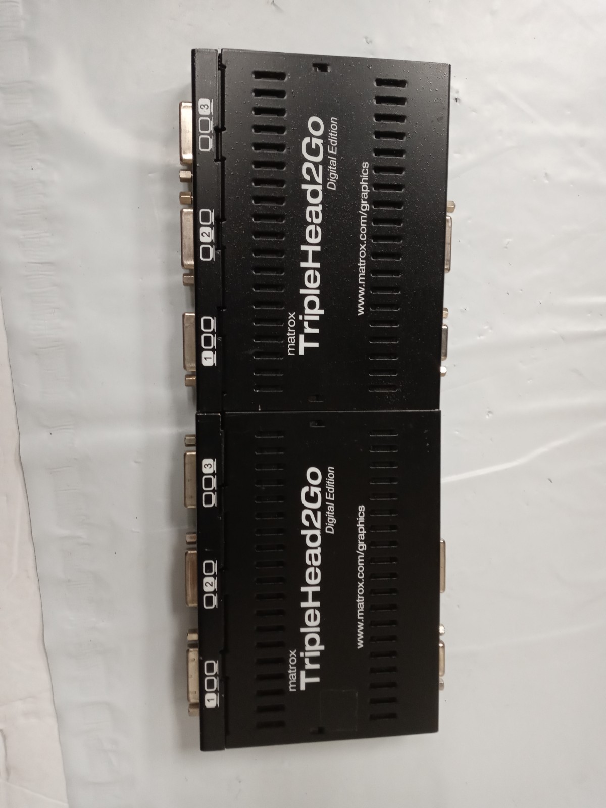 Multi-display Adapter Matrox TripleHead2Go Digital Edition LOT OF 2