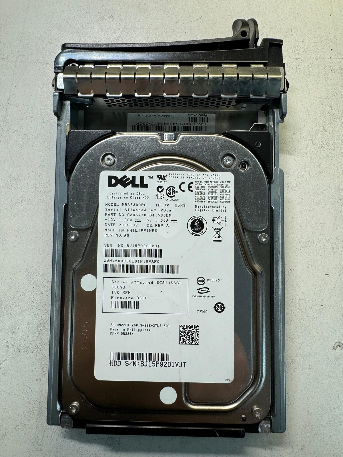 DELL MBA3300RC CA06778-B41500DM 0N226K 300GB 15K RPM 16MB CACHE SAS 3.5" HDD