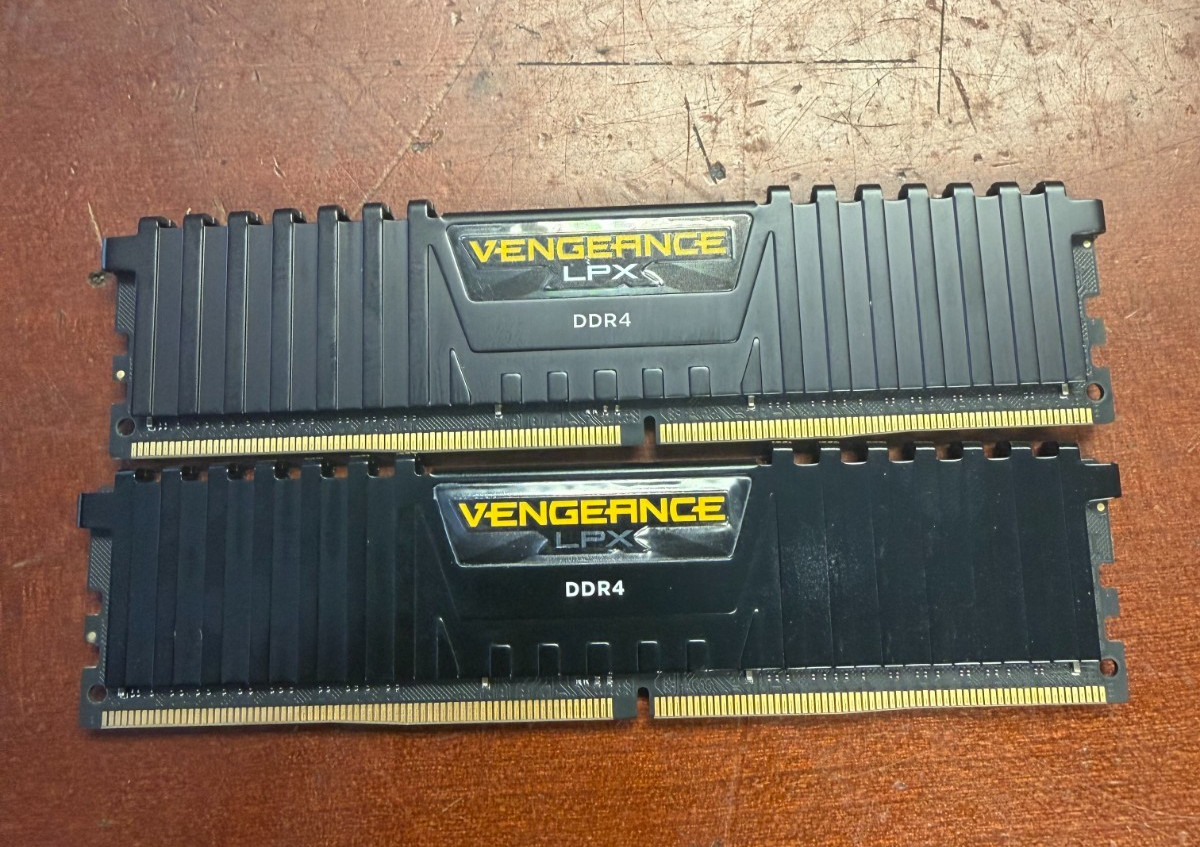 Corsair Vengeance LPX 32GB 2X16GB DDR4 RAM 3000MHz CMK32GX4M2B3000C15
