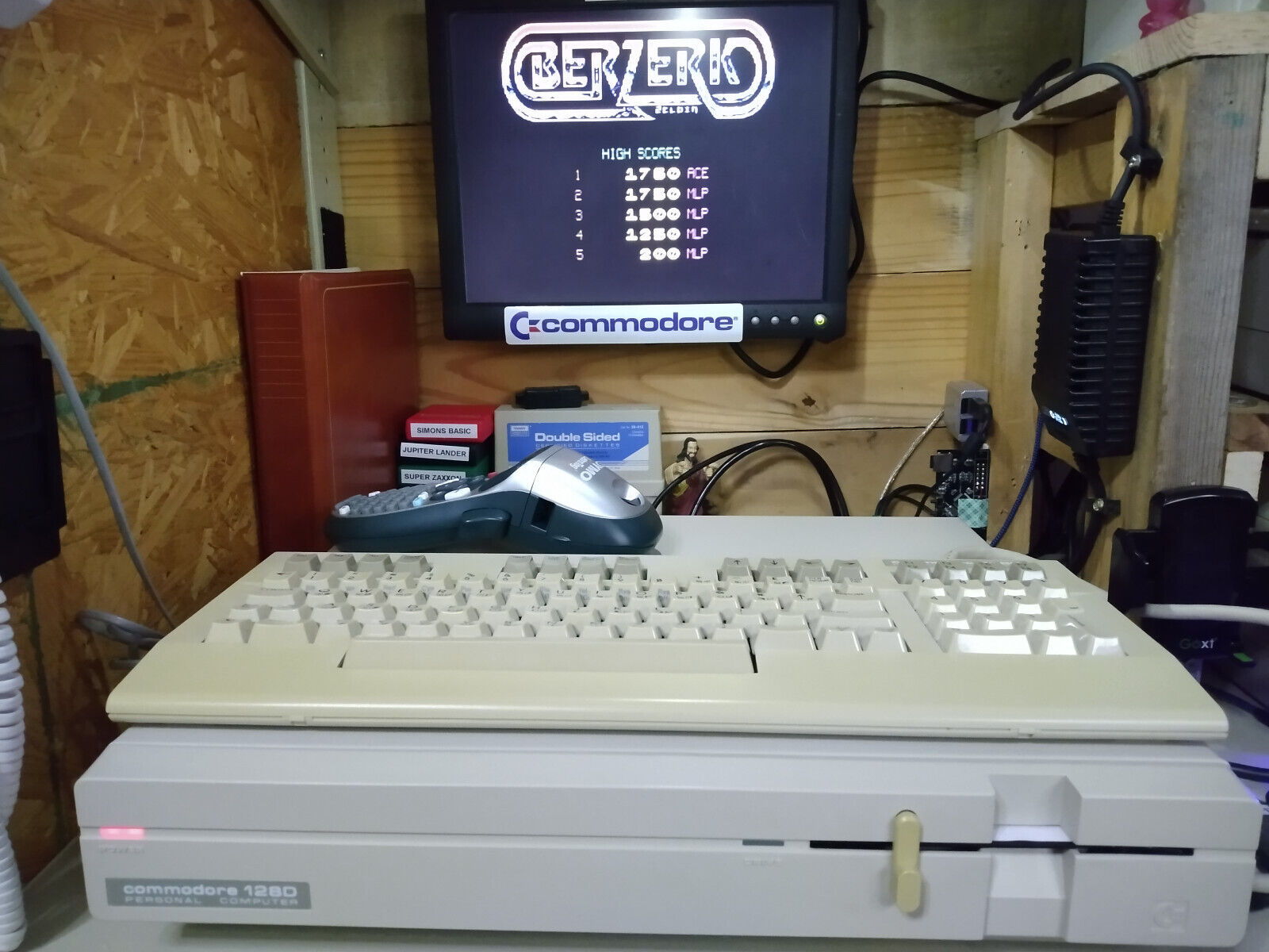 Commodore 128DCR with Original manuals, Software and 1541 Disk Drive +
