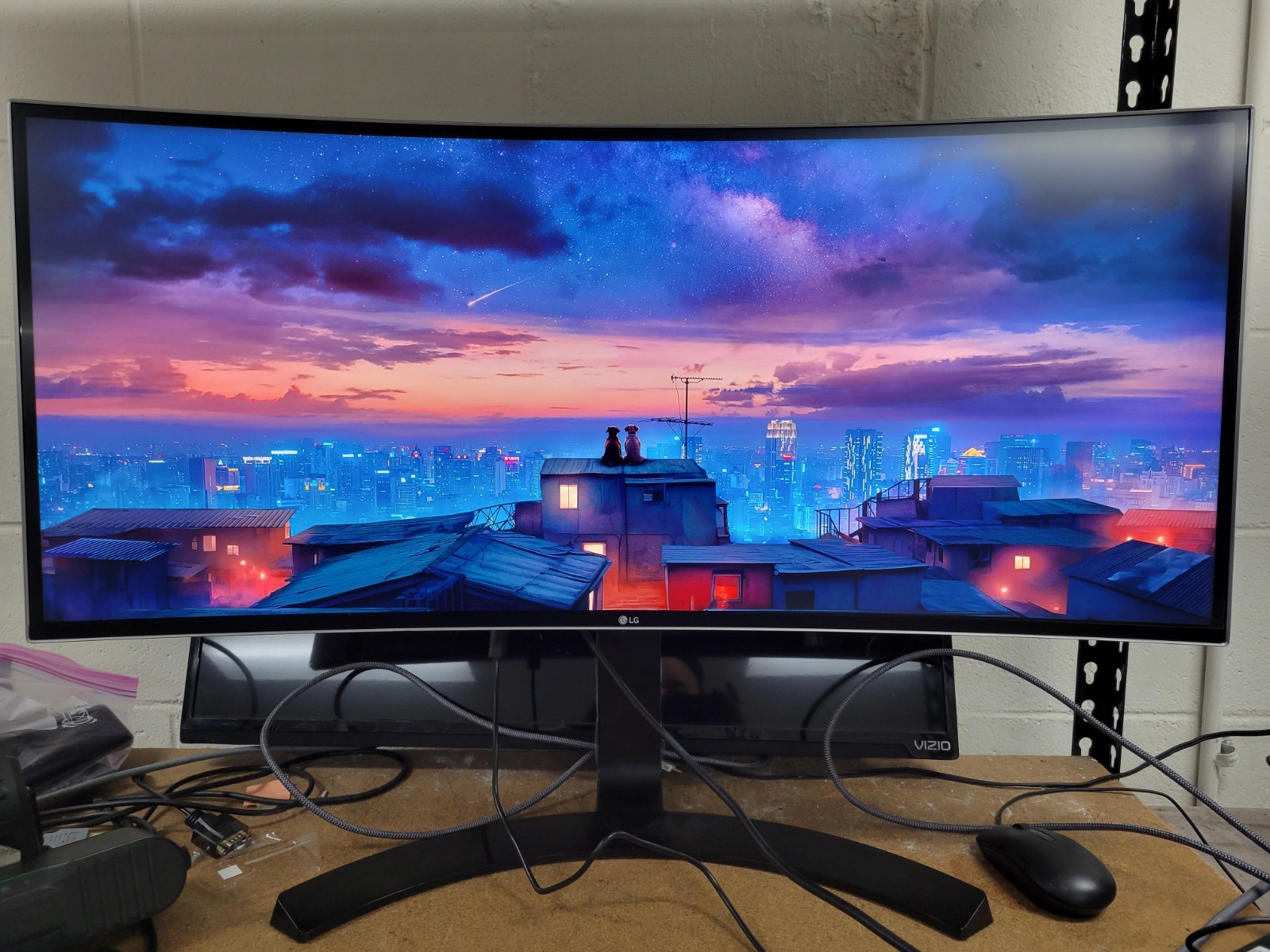 LG 34" Curved Ultrawide Monitor 34UC88 3440 x 1440 HDMI D.P. w/ Stand | M927