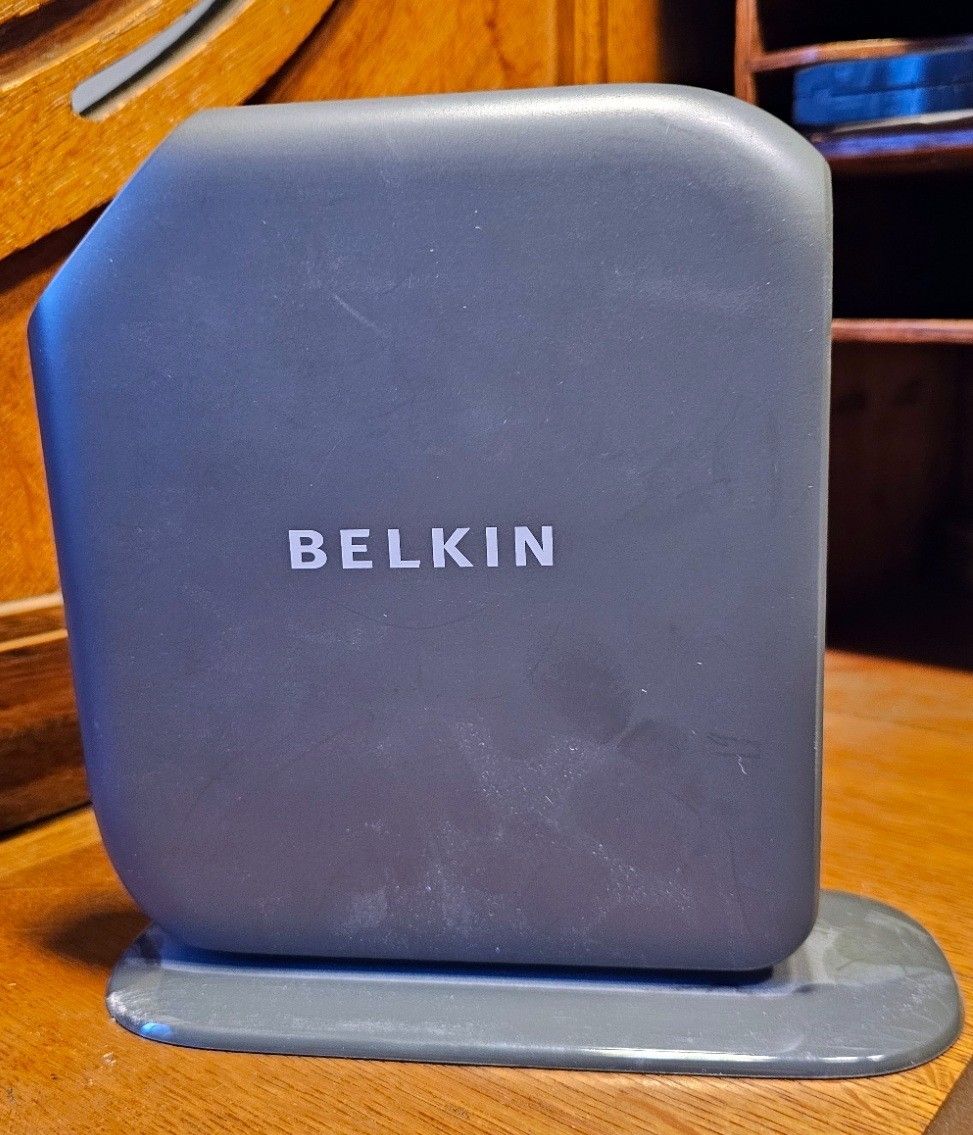 Belkin Modem Play N600 Router Model F7D8301 With Power Cord Tested Works