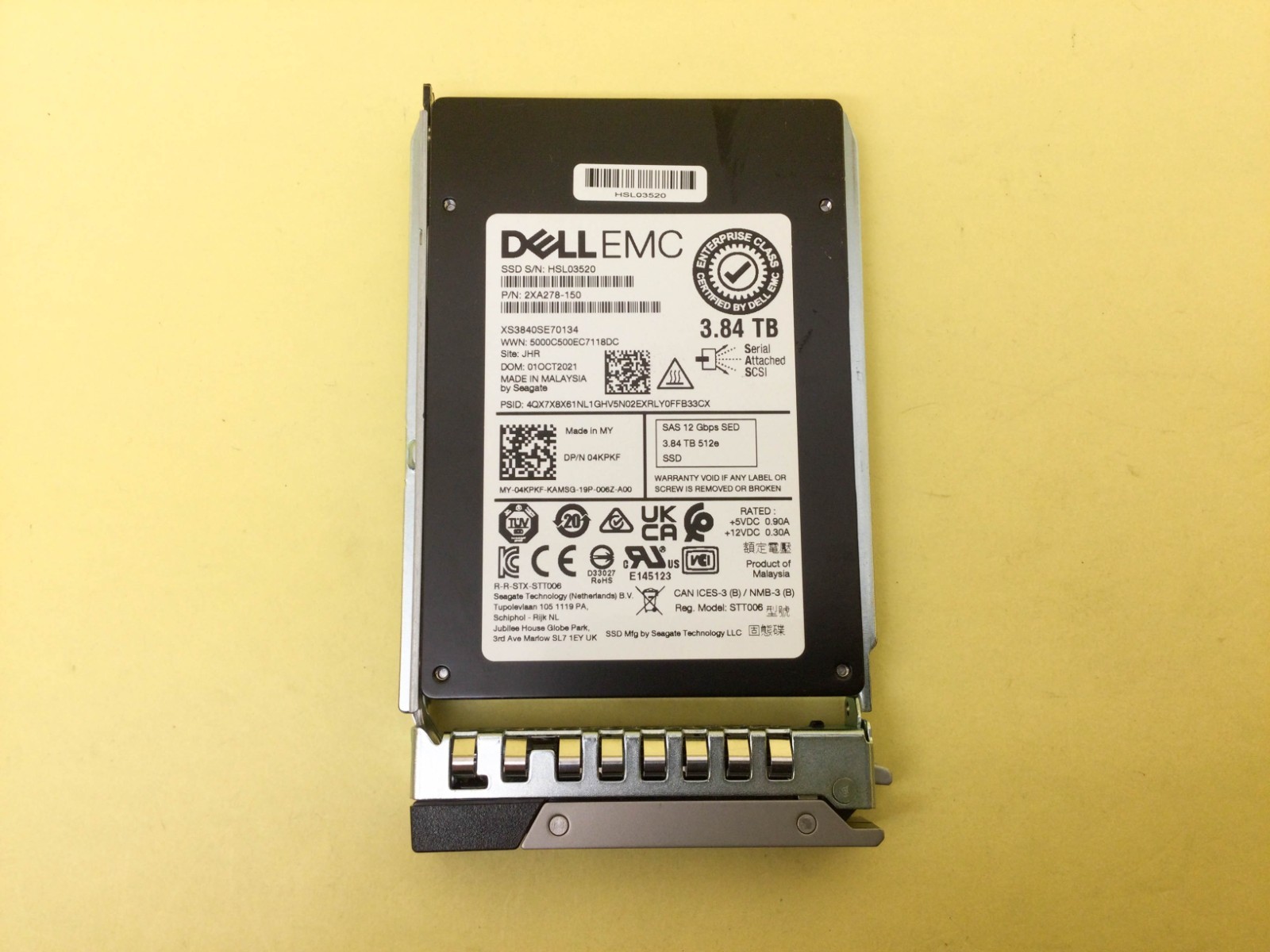 4KPKF Dell 3.84TB SAS 12Gb/s Read Intensive SED 2.5in SSD 04KPKF XS3840SE70134
