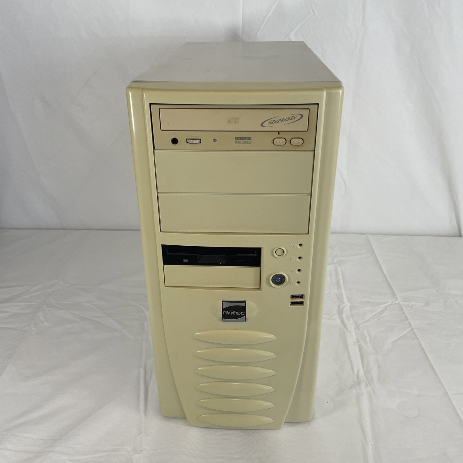 Retro Antec Mid-Tower Beige PC Gaming Computer Case | ATX | Sleeper Build