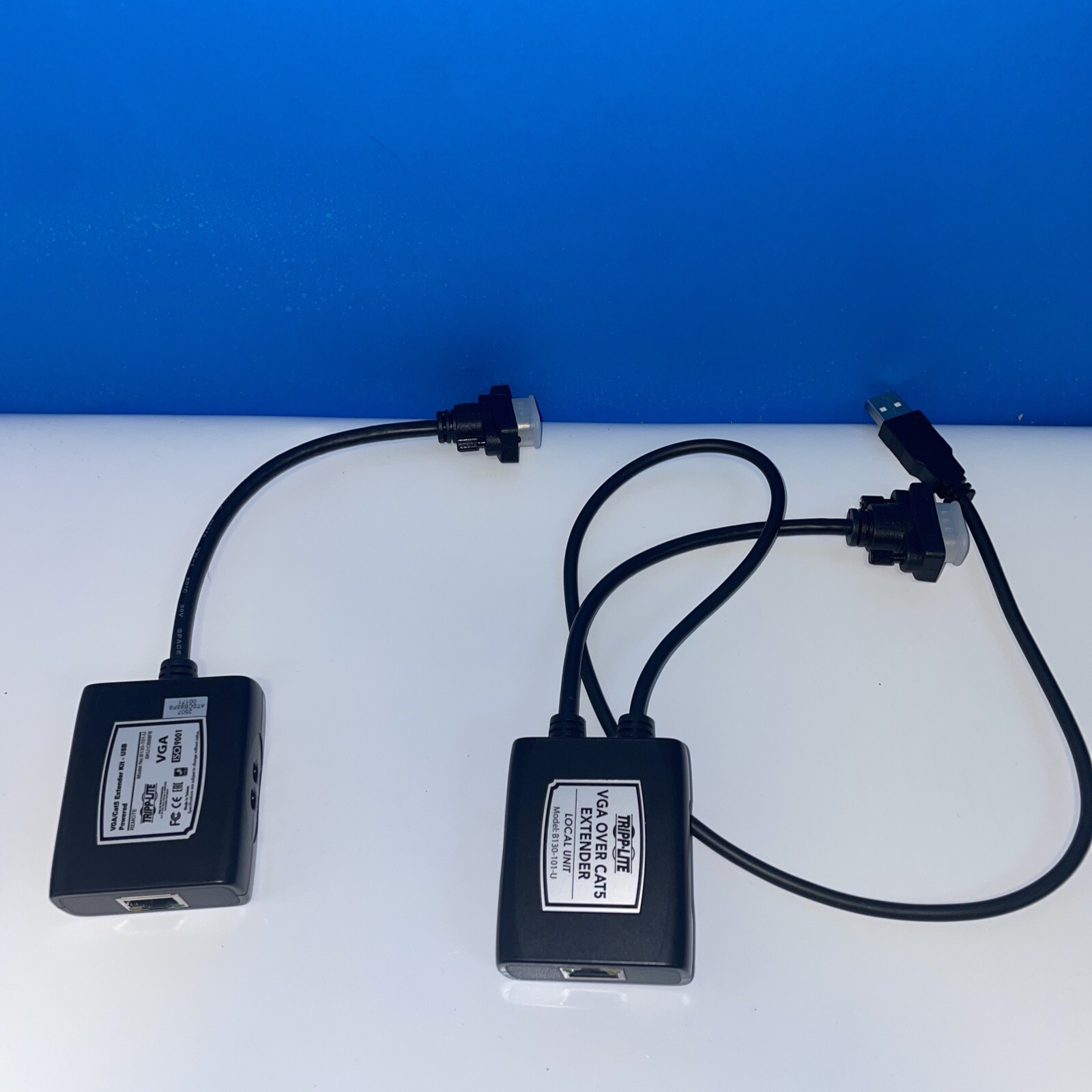 Tripp-Lite B130-101-U VGA Over Cat5/6 Extender Kit Transmitter/Receiver