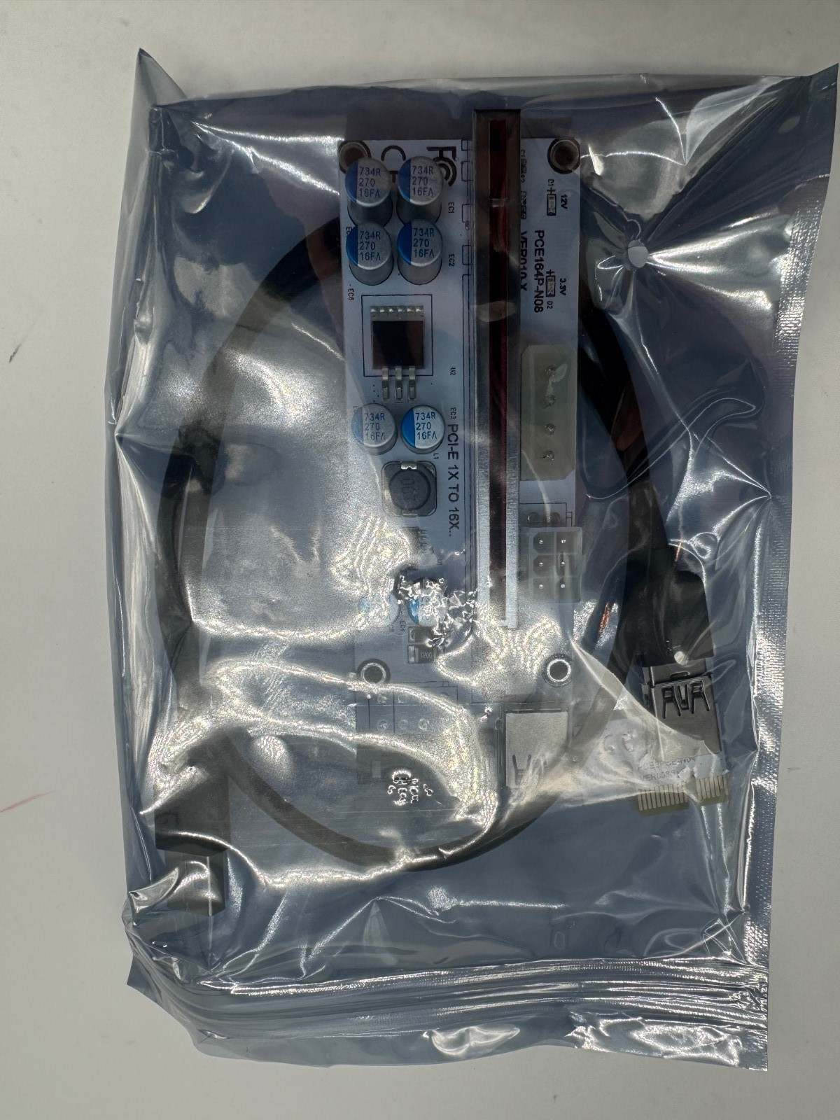  4 x PCI-E 1X to 16X Riser Card, w/ 0.6 m USB 3.0 Extension Cable & 6PIN SATA