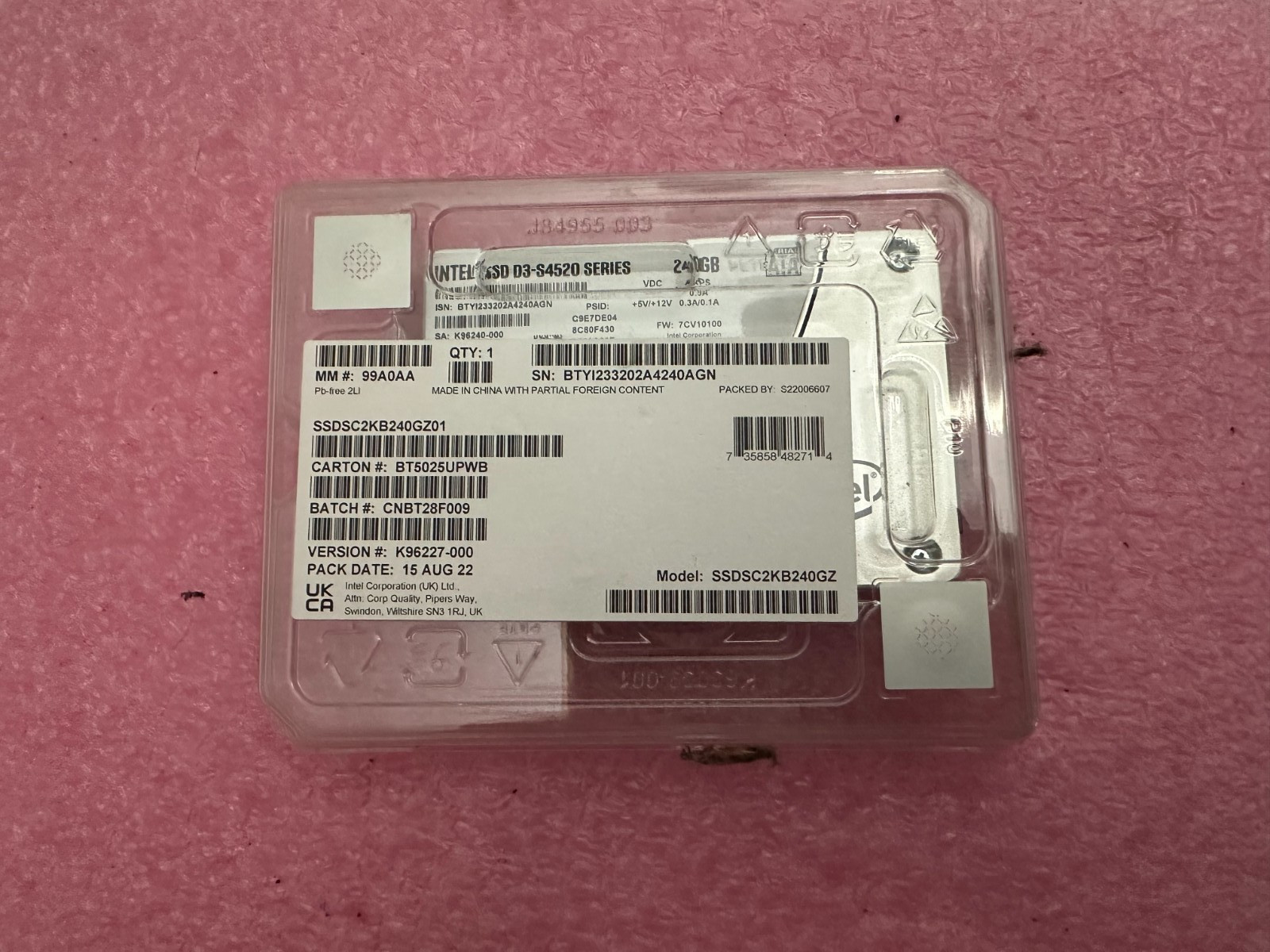 Intel D3-S4520 2.5" 240GB SATA III SSD SSDSC2KB240GZ