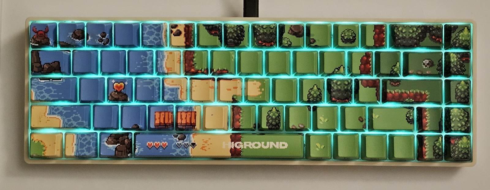 Epic of Higround 2 - Amora Bay Basecamp 65 Keyboard