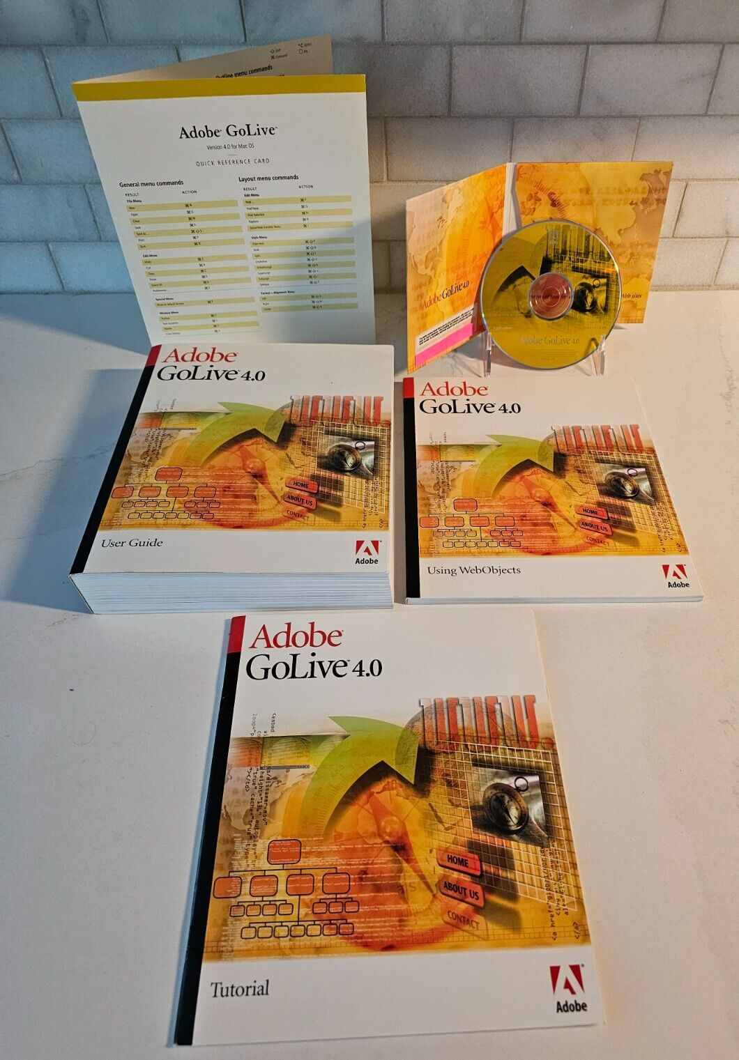 VTG  Adobe GoLive 4.0 Software Mac w/ Serial Numbers, User & Quick Ref Guides