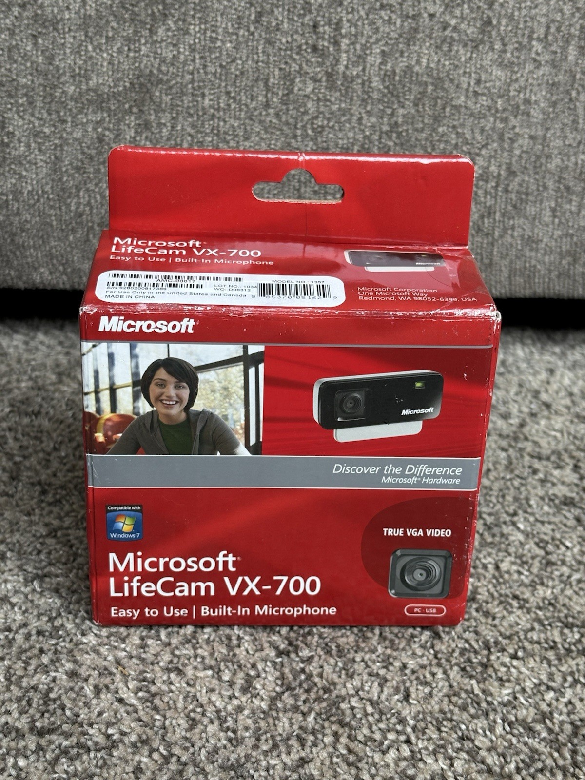 Microsoft Lifecam VX-700 Webcam Built-in Microphone USB VGA Video New Sealed