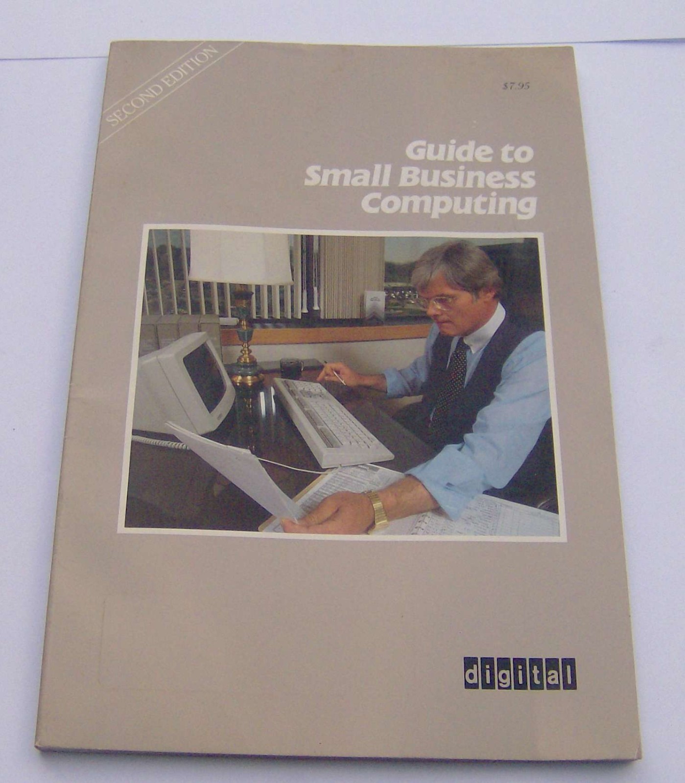 vintage 1984 DIGITAL COMPUTERS book GUIDE TO SMALL BUSINESS COMPUTING 1980s DEC