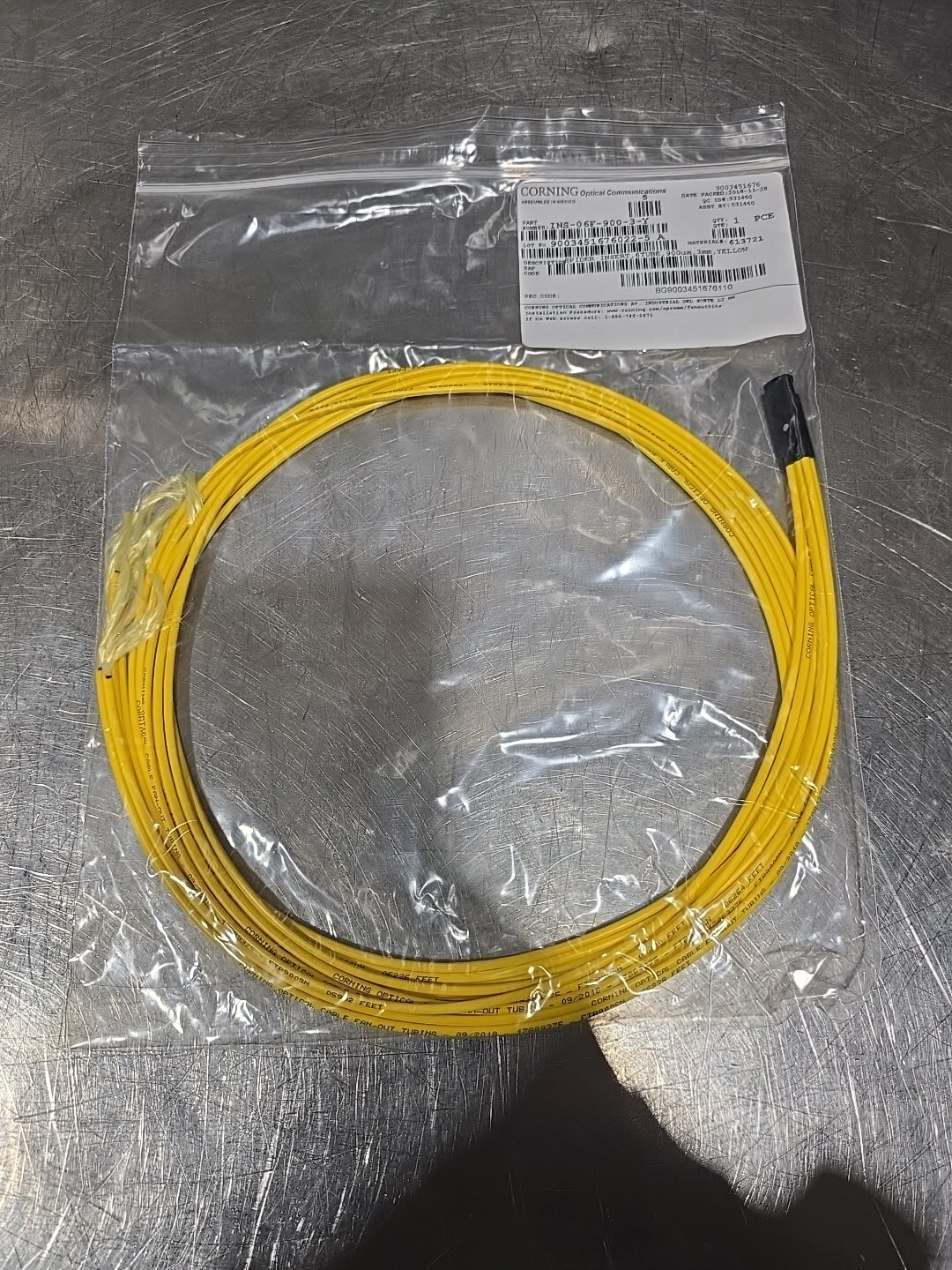 Corning Optical Spider Insert, 6 Tube, 900um, 3mm, Yellow