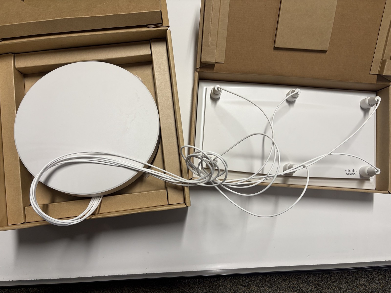 Cisco Meraki MR46E-HW Wi-Fi 6 Access Point UNCLAIMED +D6 Antenna +Mount -NO BOX