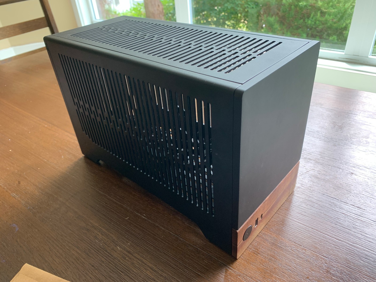 Fractal Design Terra Mini-ITX PC Case - Graphite