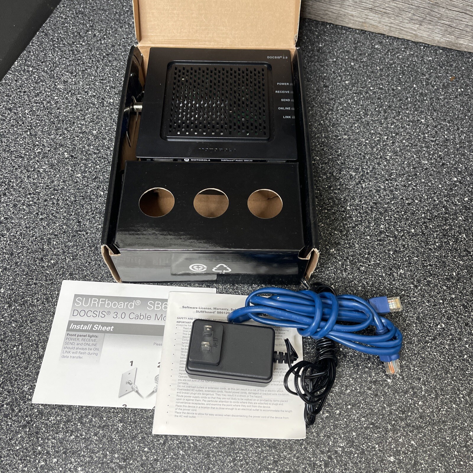 Motorola SB6120 SURFboard DOCSIS 3.0 eXtreme Broadband Cable Modem