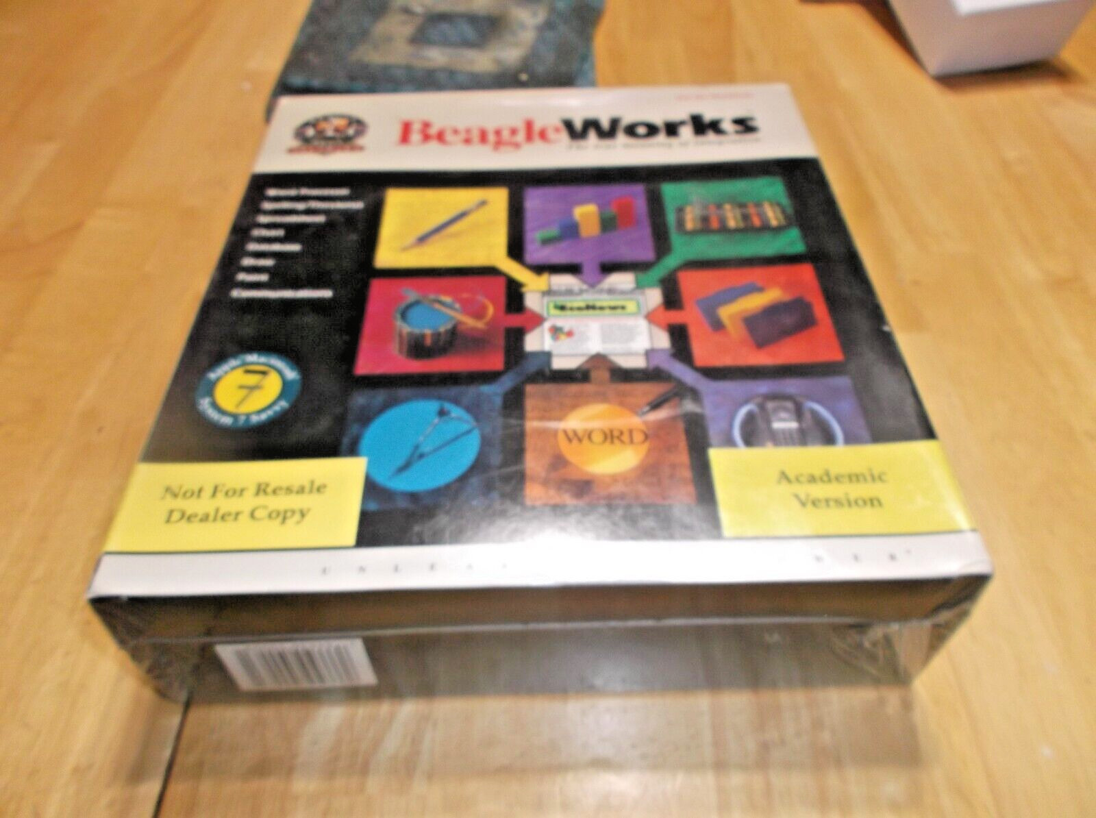 Vintage  Apple Macintosh Beagle Bros Software Beagle Works Academic version NEW