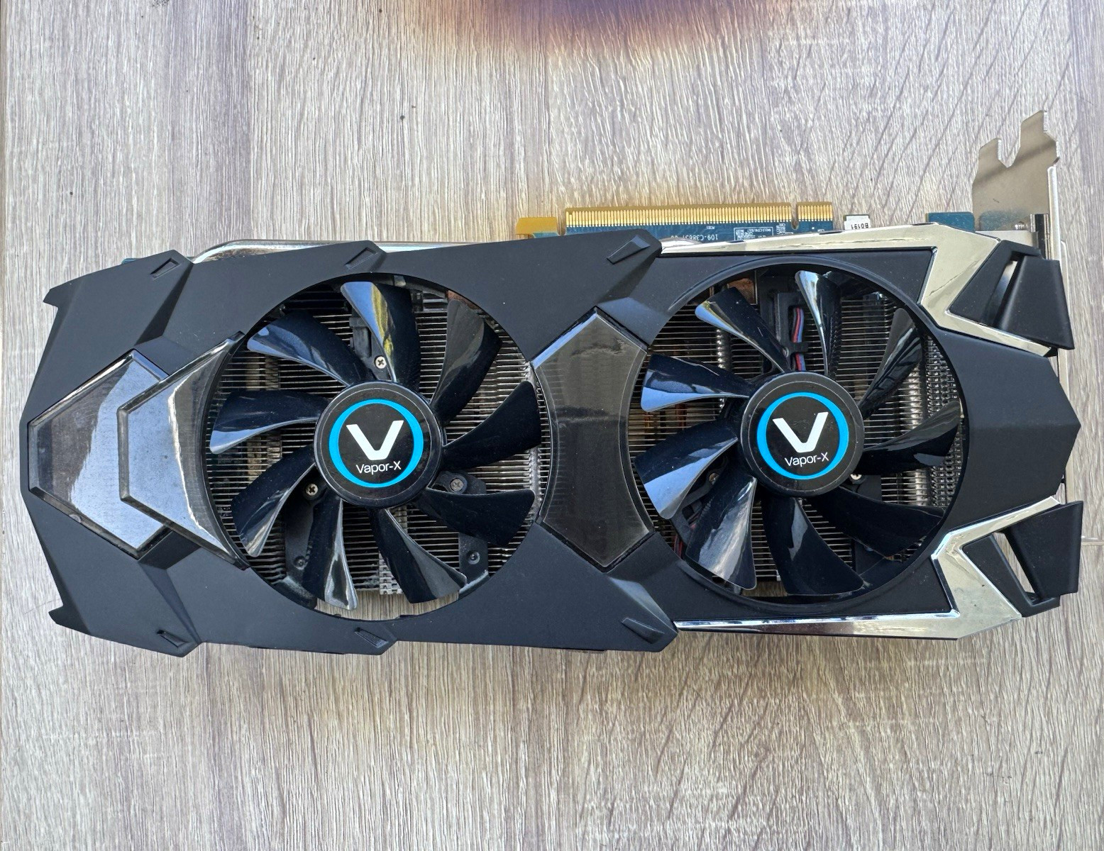 SAPPHIRE Vapor-X Radeon HD 7970 GHz Edition 3GB GDDR5 PCIe x16 HDMI