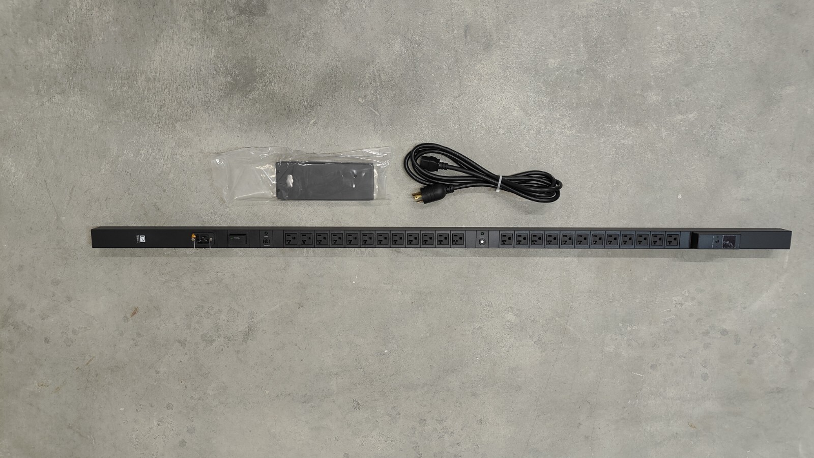 (3) Computer Power Strip Rack Mount 24 Outlets CPI Chatsworth Products Inc.