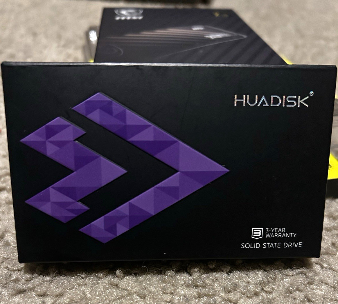 HUADISK 2TB M.2 NVMe PCIe 4.0 Internal SSD HYV2TBX4 (GR) 5000MB/s