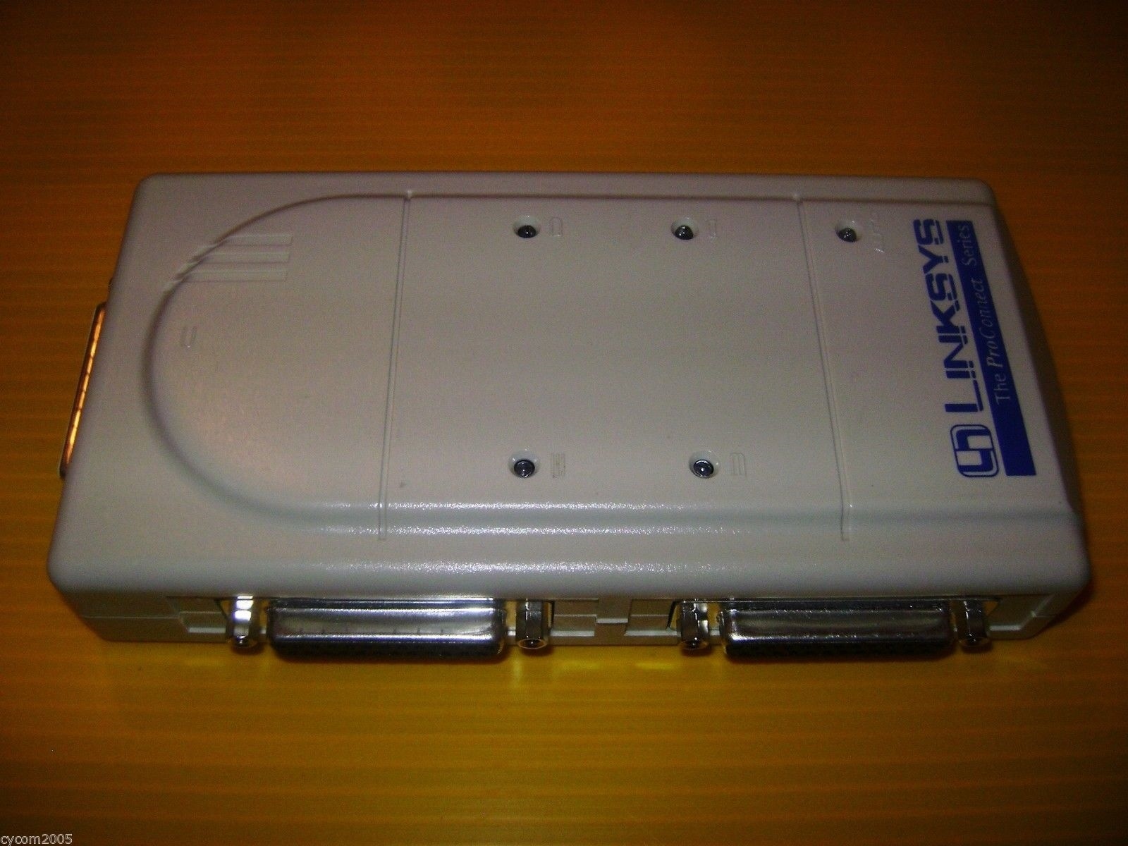 Linksys Auto PASU421  4-Ports External Switch