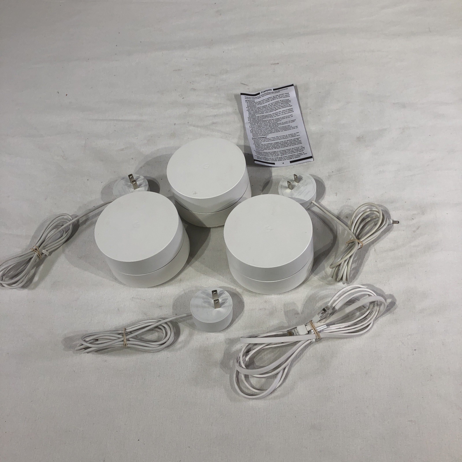 Google Nest With Three Mesh Points (GJ2CQ) and Power Cables