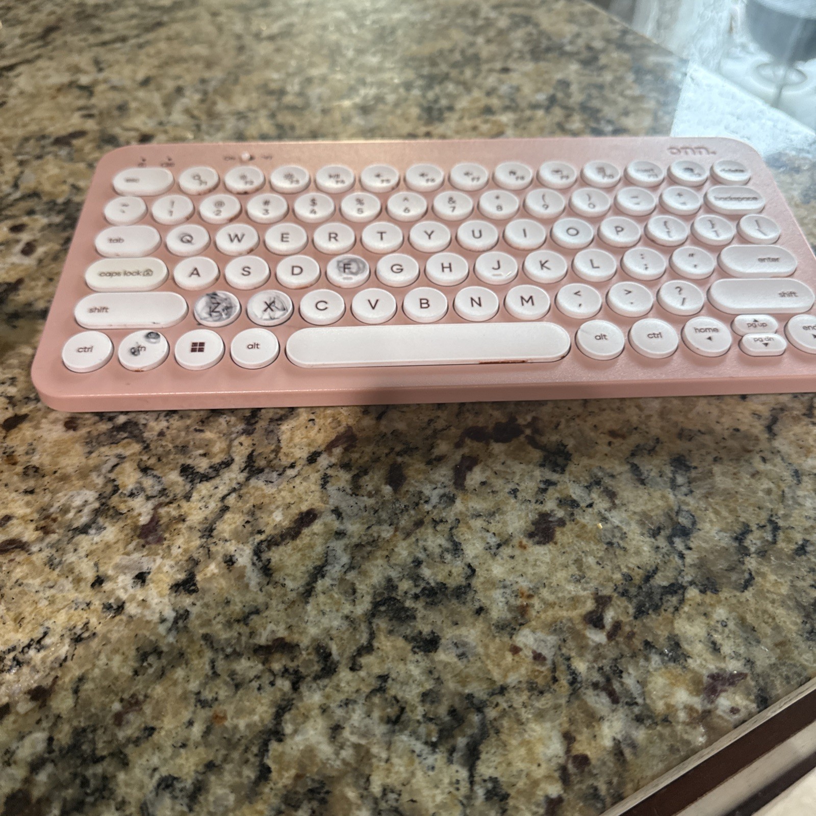 Surf Onn 78 Key Pink Compact Wireless Apple Mac PC Keyboard lost USB receiver 