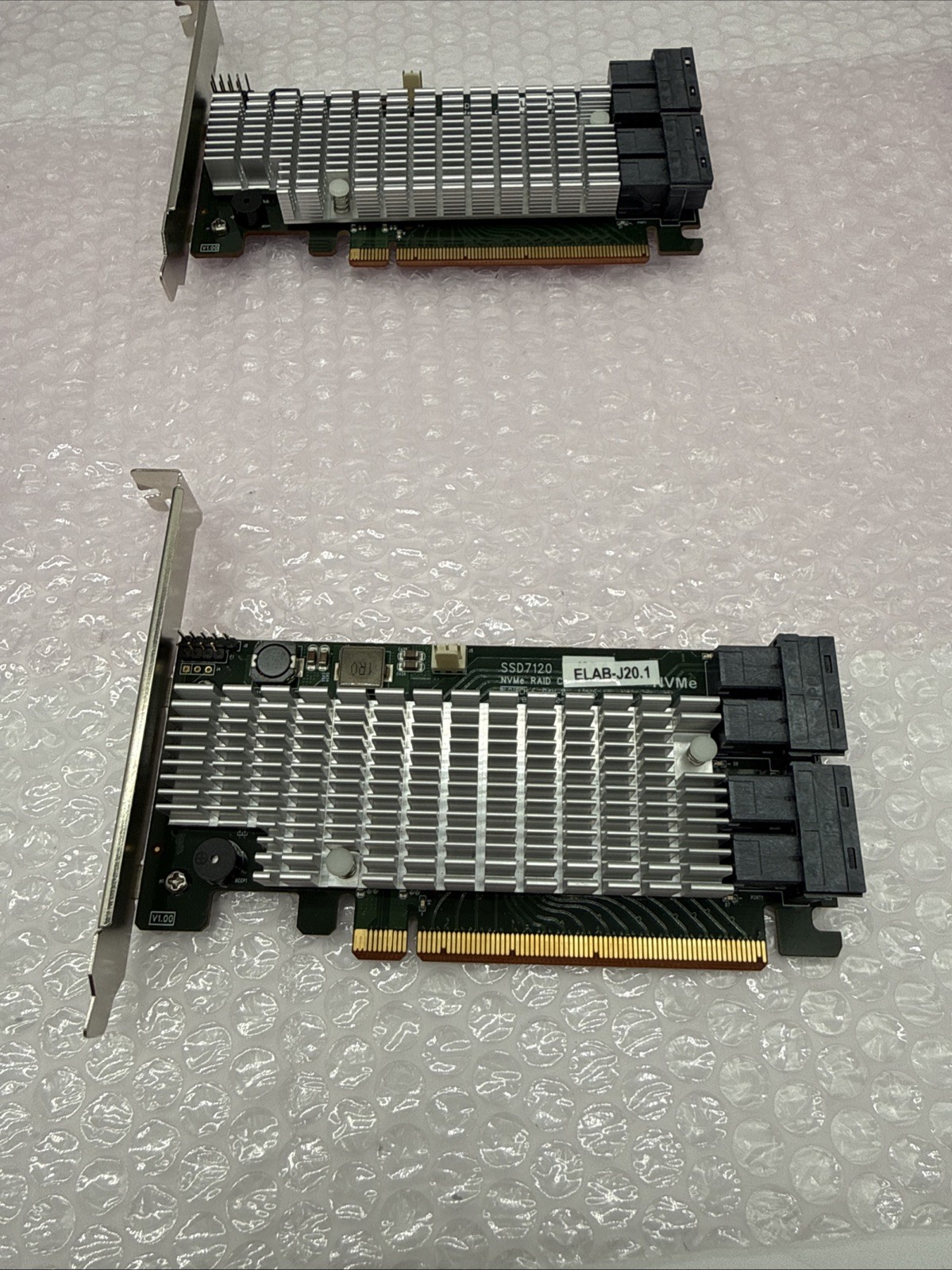 High Point NVMe 4-PORT 32Gbps U.2 Ports PCIe 3.0 x16 RAID Controller SSD7120