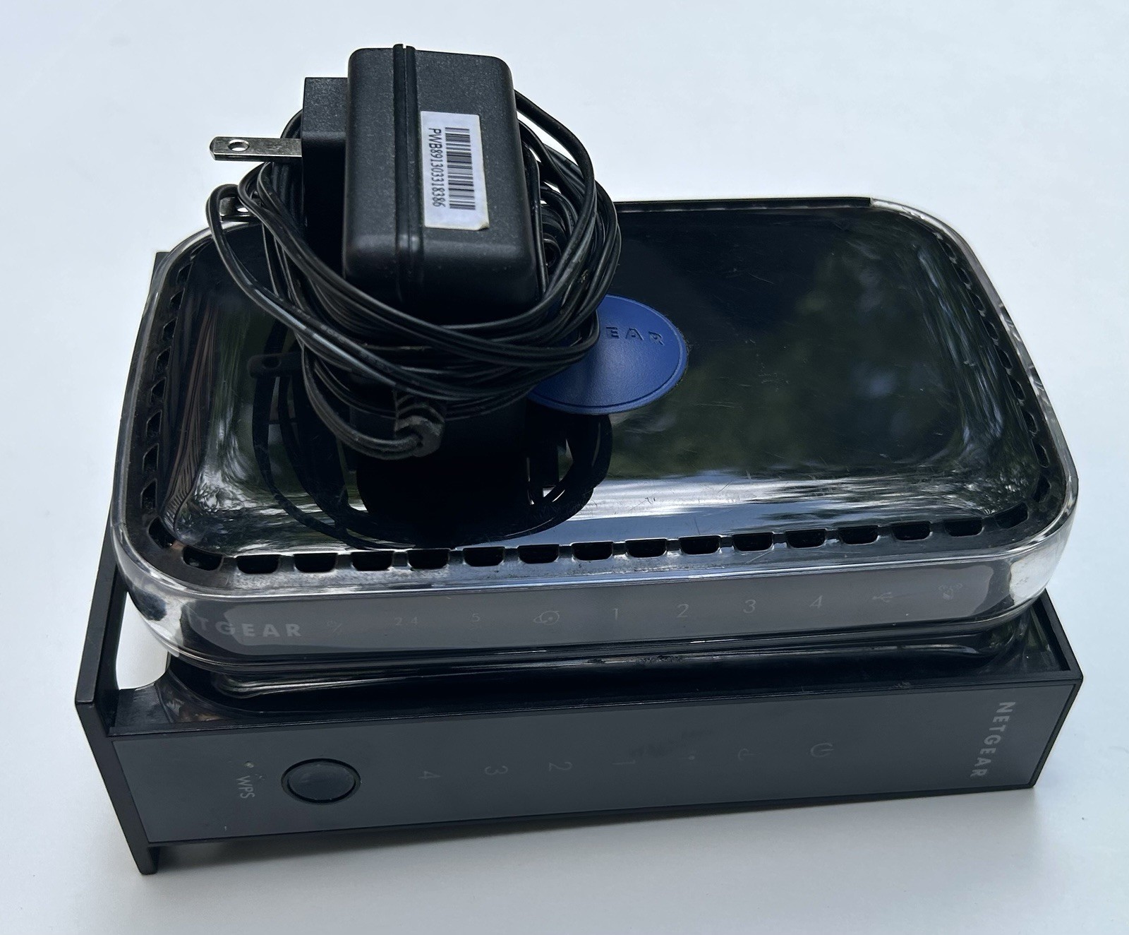 NETGEAR Router Bundle – N300 WNR2000v3 + N600 Dual Band | Pre-owned