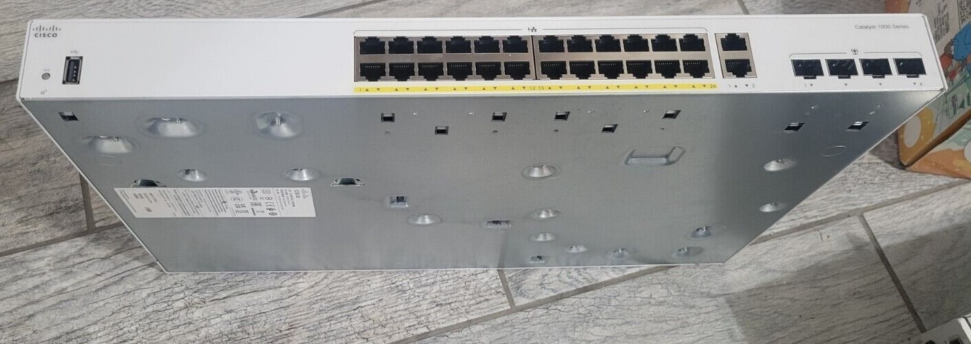Cisco Catalyst C1000FE-24P-4G-L Network Switch 24-Port