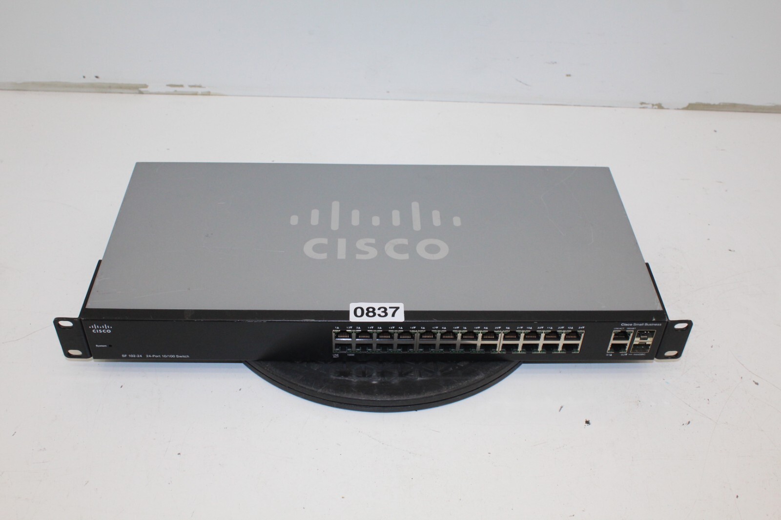 Cisco SF102-24 24-Port 10/100 Switch Gigabit Uplinks Ethernet Switch