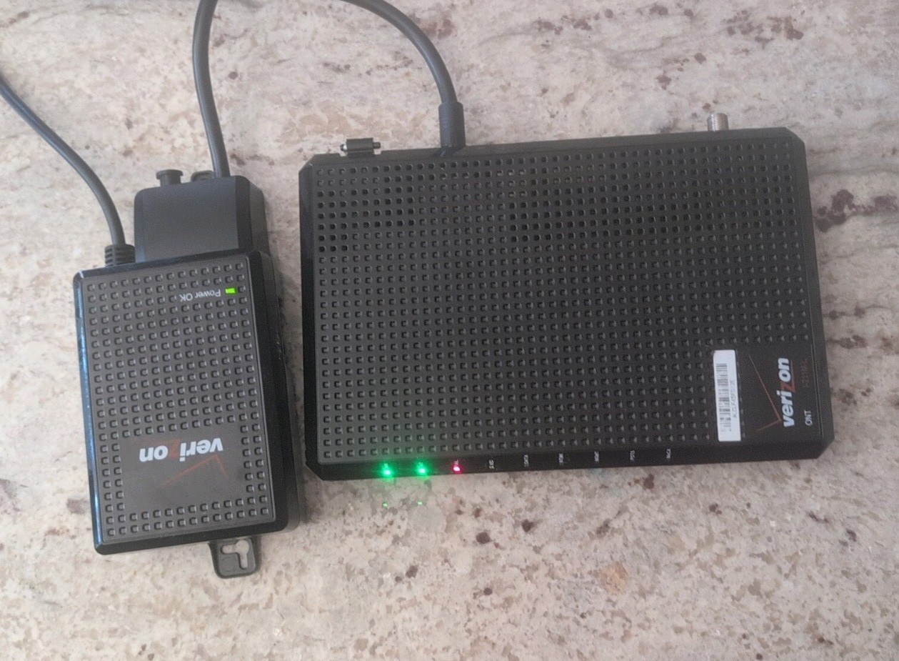 Verizon FIOS Optical Network Ter Modem Home Wifi Router
