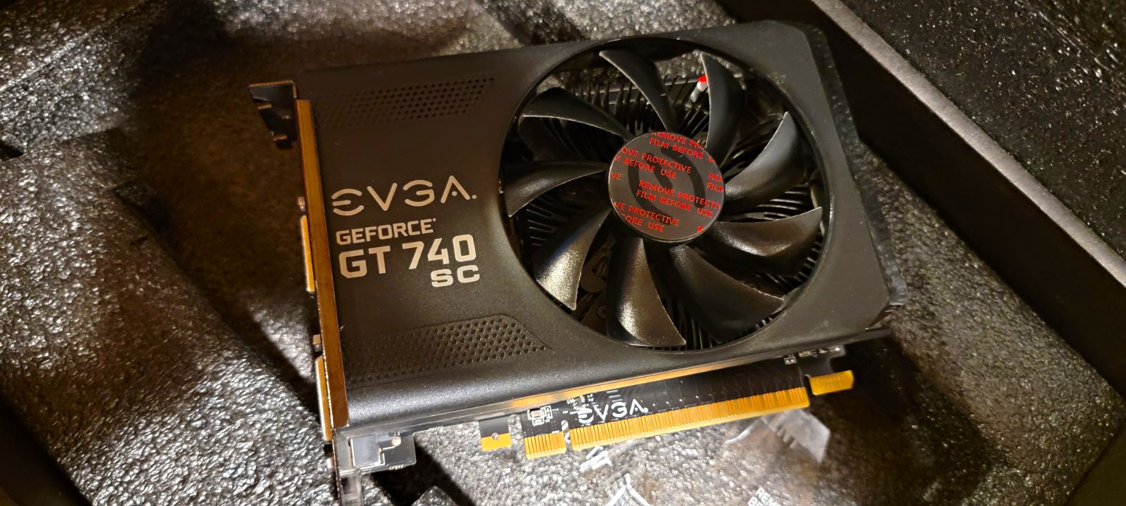 EVGA NVIDIA GeForce GT 740 SC 4GB GDDR5 PCIe x16 DVI mini-HDMI CUDA