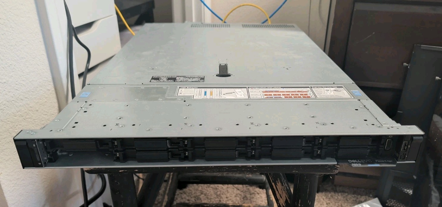 Dell R6515 PowerEdge | 10x2.5" NVMe | 7443P | 16GB DDR4 | 2x 550w PSU w/ RAILS