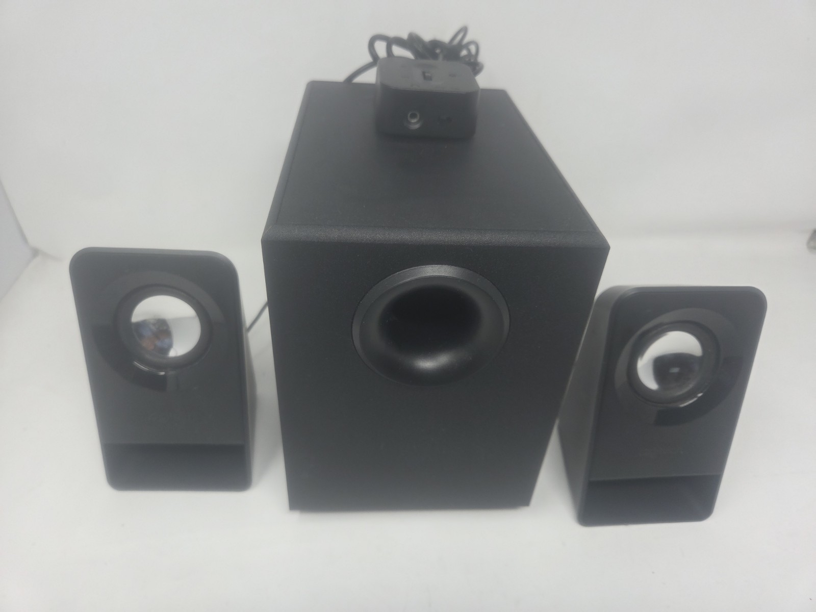 Logitech Z213 Compact 2.1 Subwoofer Speaker System Black Model -Works