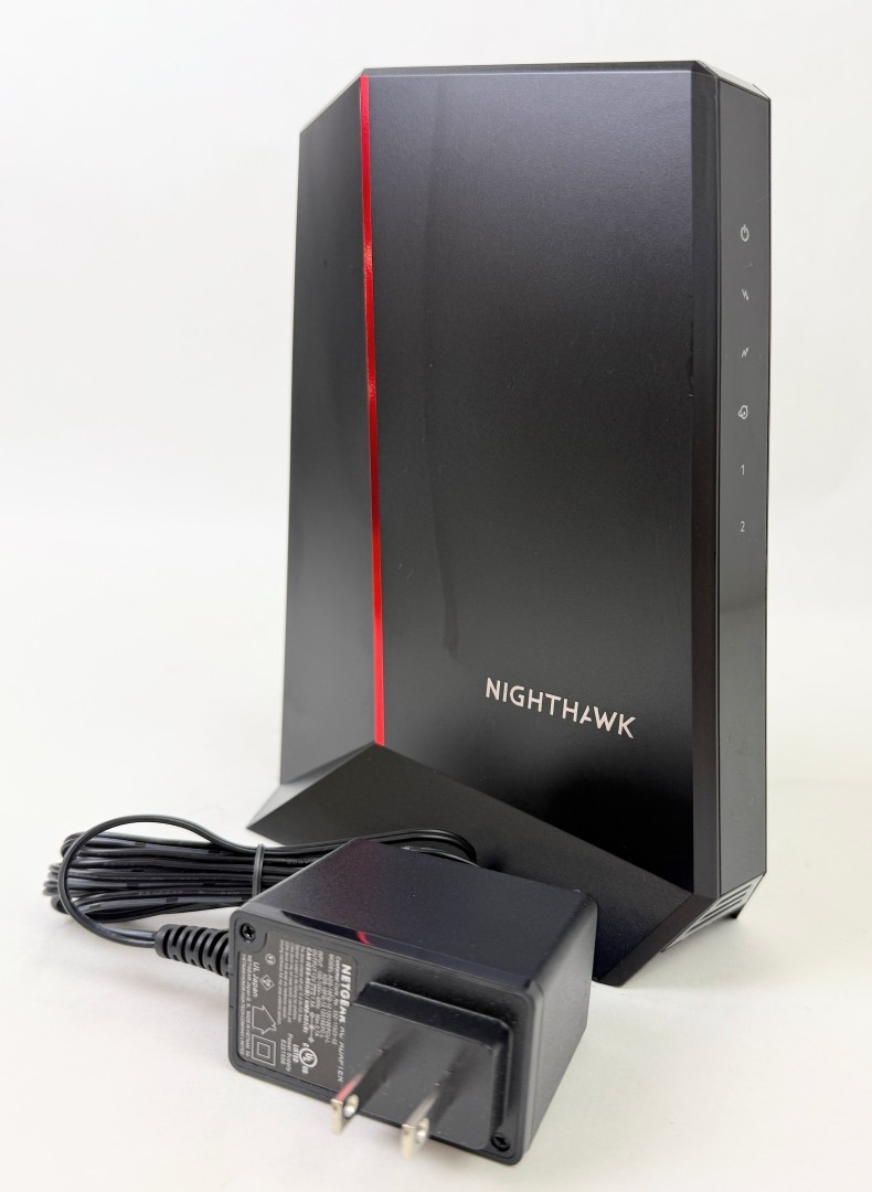 NETGEAR Nighthawk Mid/High-Split 32 x 8 DOCSIS 3.1 Cable Modem CM2500-100NAS