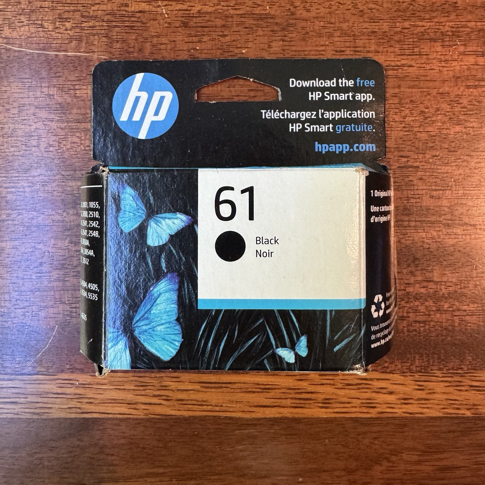 HP 61 Black Original Ink Cartridge 170 pages Exp: July 2025 *NEW IN DAMAGED BOX*