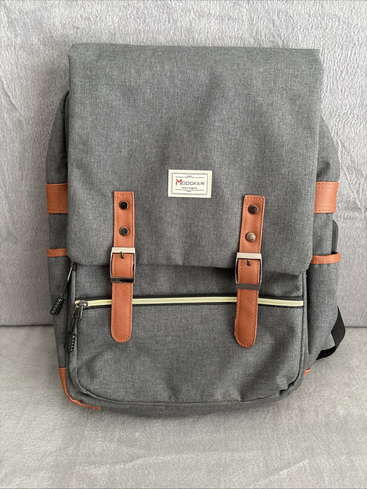 Modoker Laptop Backpack Fashion Bag w/ USB Charging Gray Excellent Condition