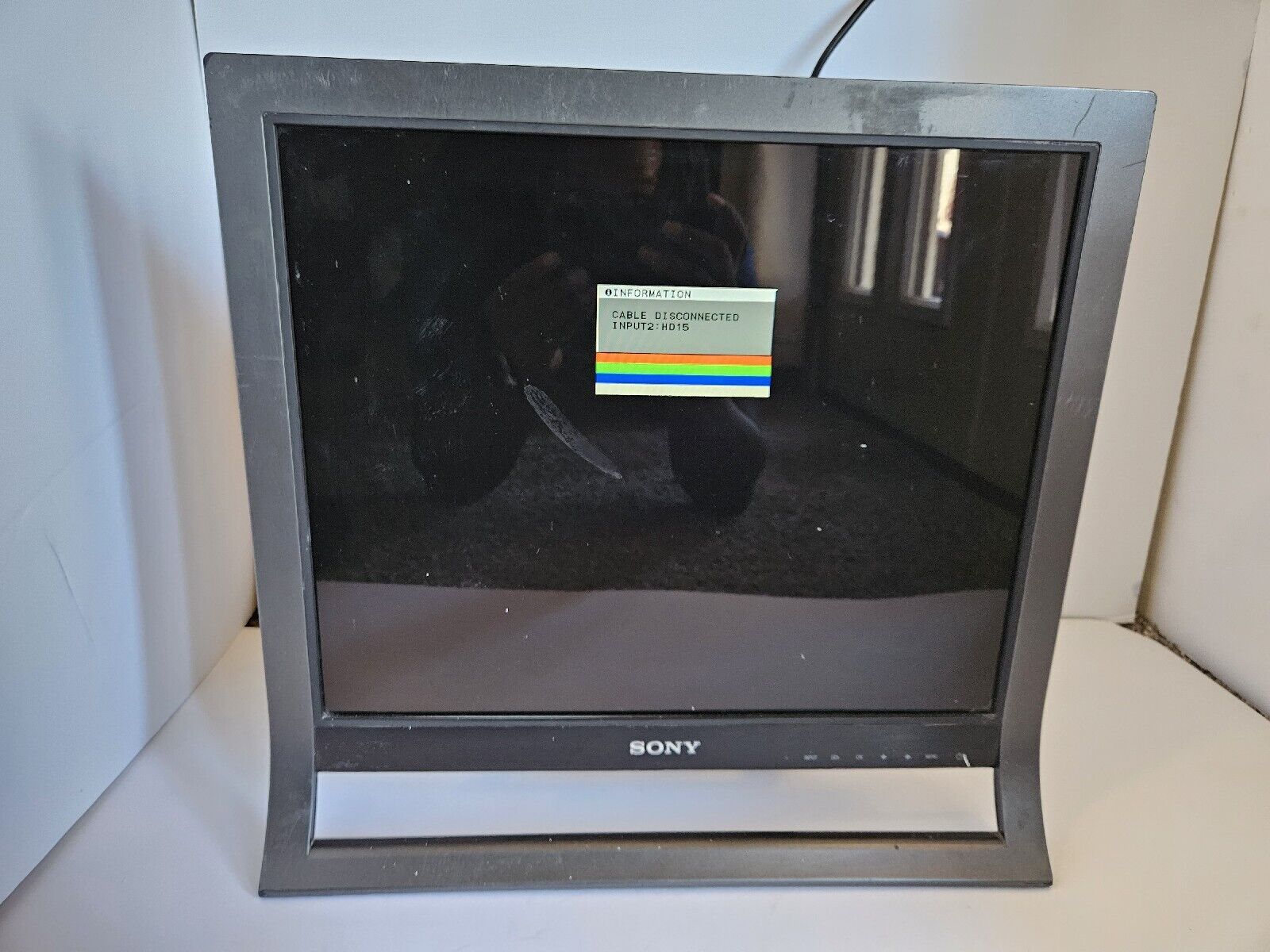 Sony SDM-HS95P XBrite LCD Monitor Screen 19” 1280X1024 w Power Cord (VGA/DVI)