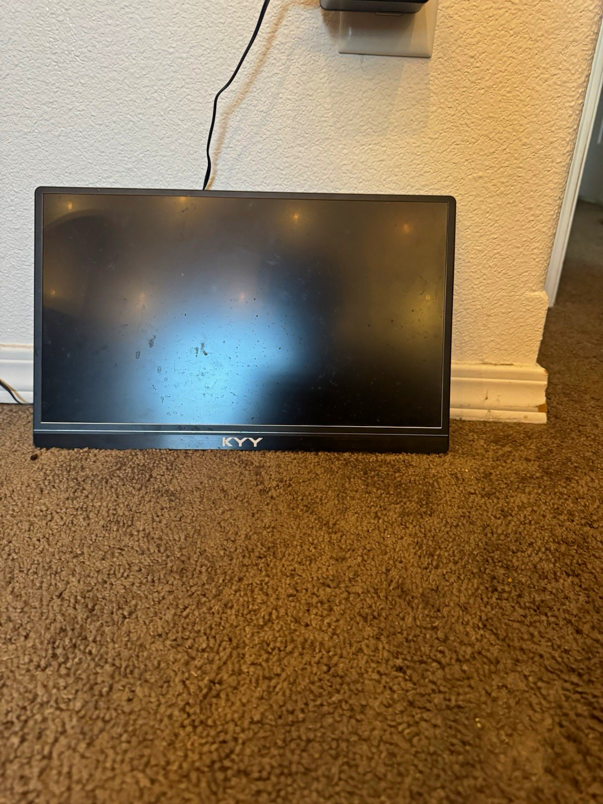 KYY 15.6" Portable Monitor 1080p FHD LCD USB-C Mini HDMI Black K3