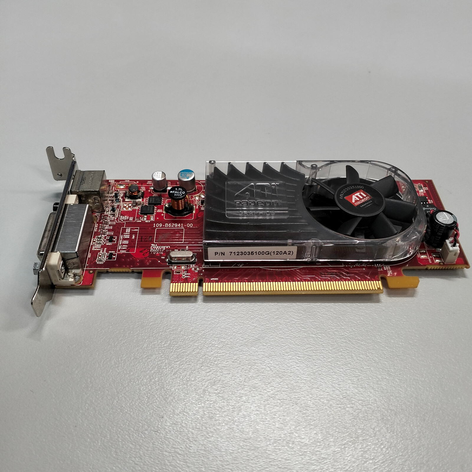 ATI RADEON HD 3450 256MB DDR2 Graphics Card PCIe x16 DMS-59 S-Video Dell 0Y103D
