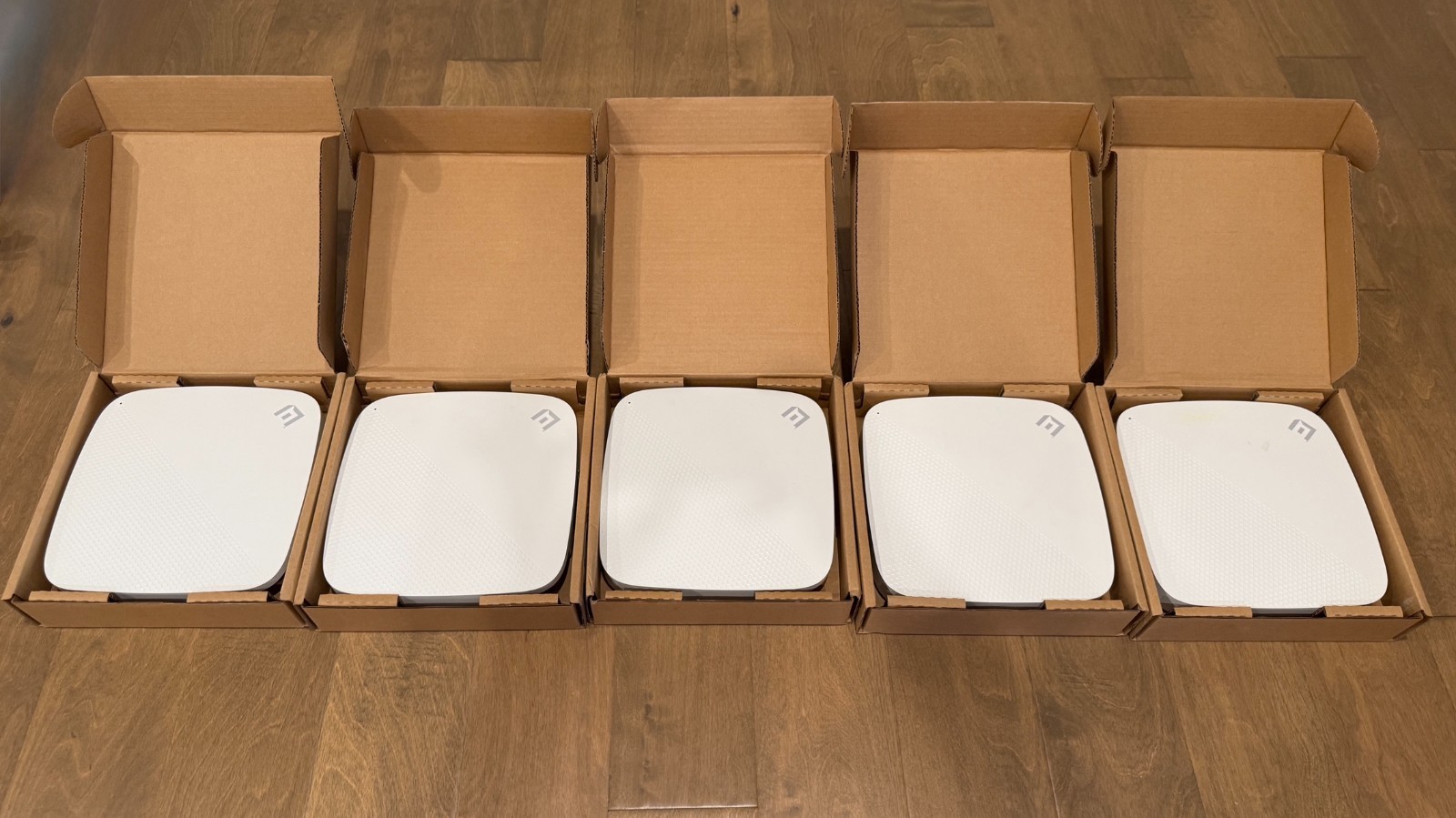 Lot of 5 Extreme Networks AP510C WiFi 6 Access Points Tested w/ Mounts