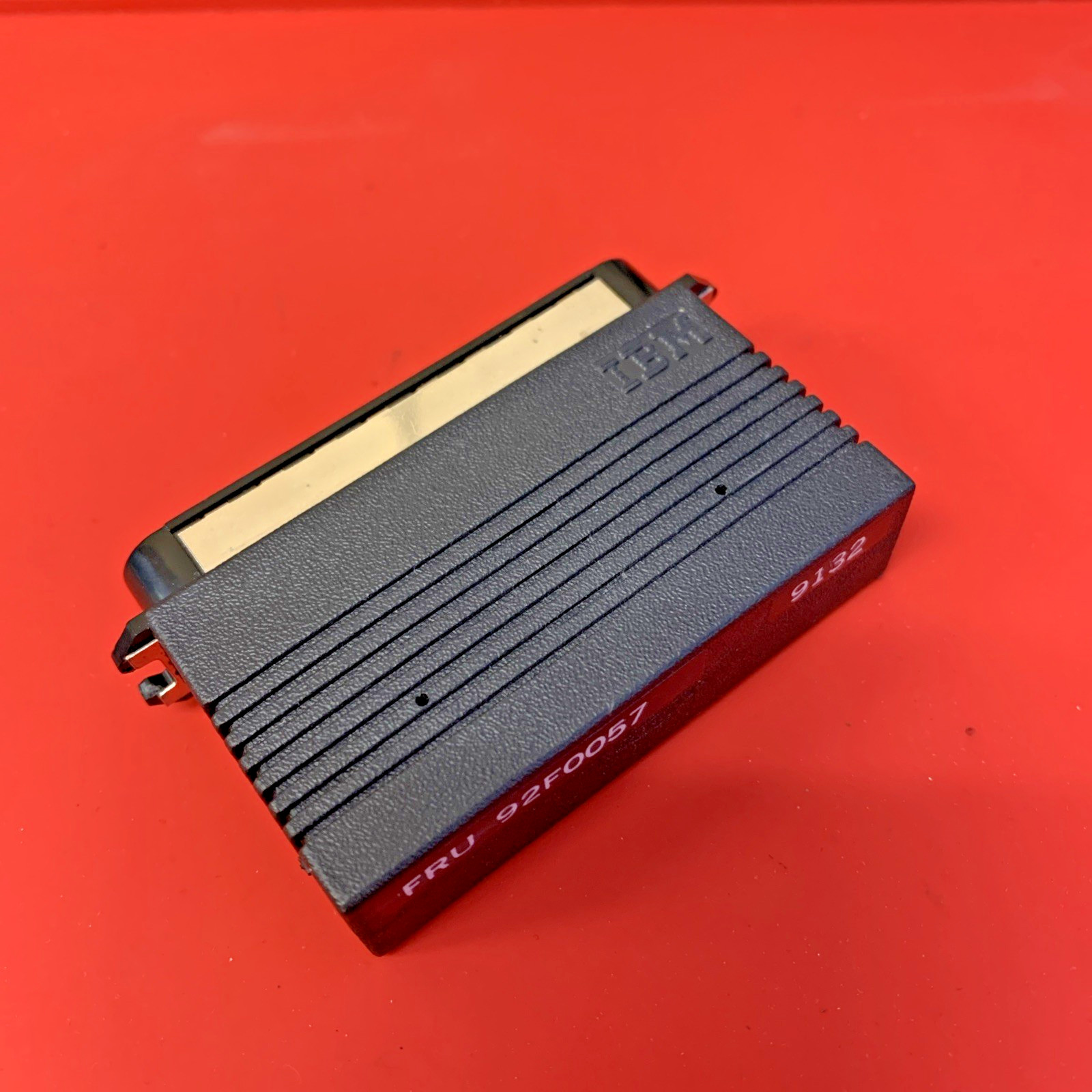 IBM SCSI Terminator * FRU 92F0057  * 50-pin Centronics 9132 NOS