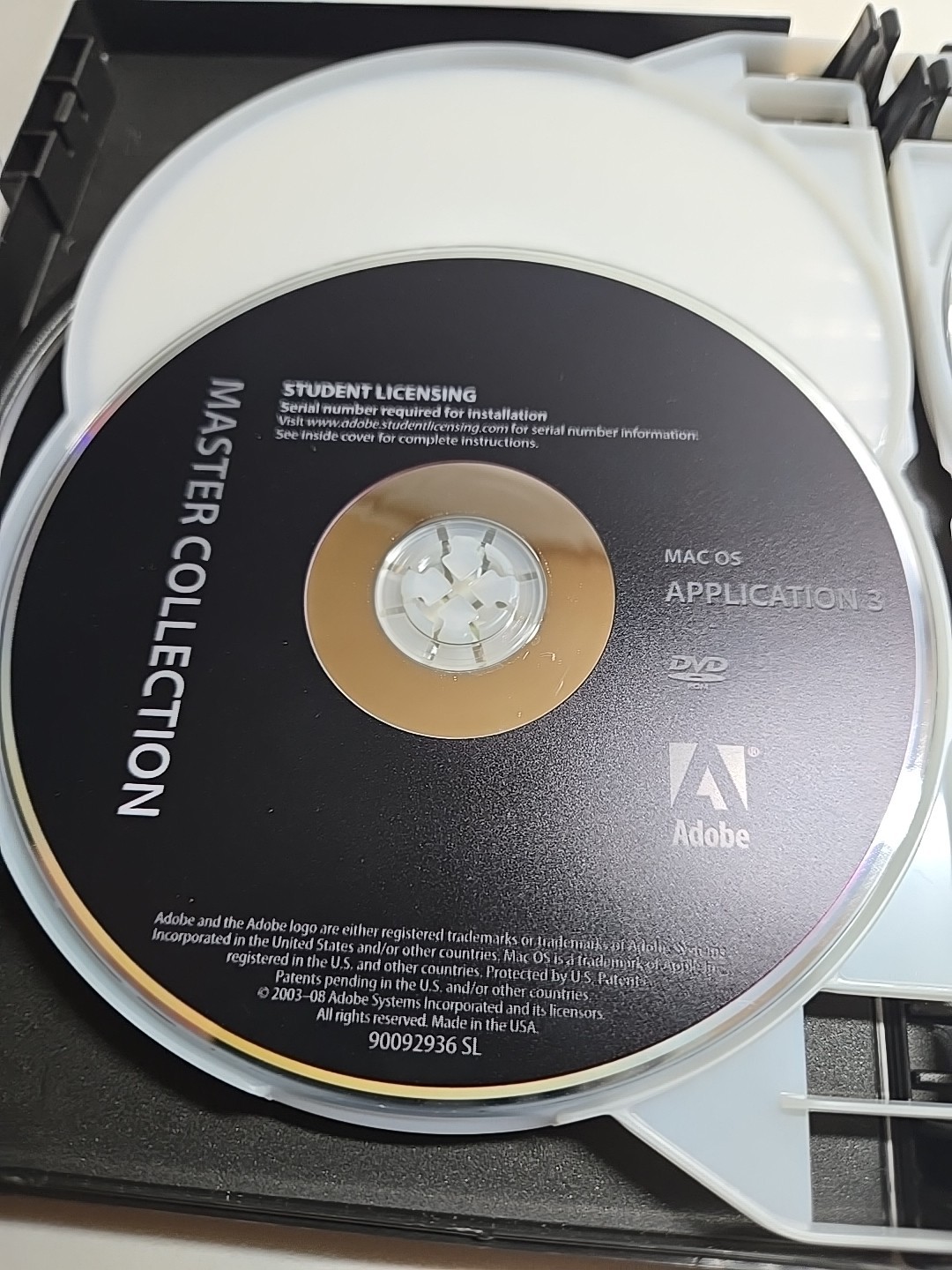 ADOBE CS4 CREATIVE SUITE 4 MASTER COLLECTION DVD MAC  (Student Licensing)