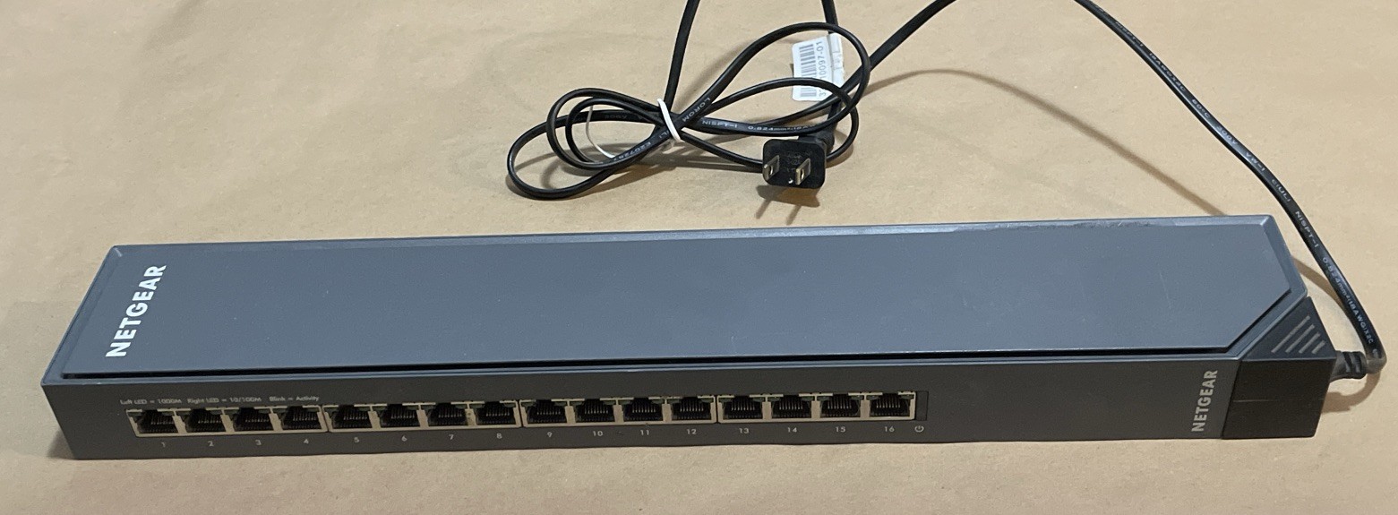 Netgear GSS116E ProSAFE GSS116E 16-Port Gigabit Network managed Switch