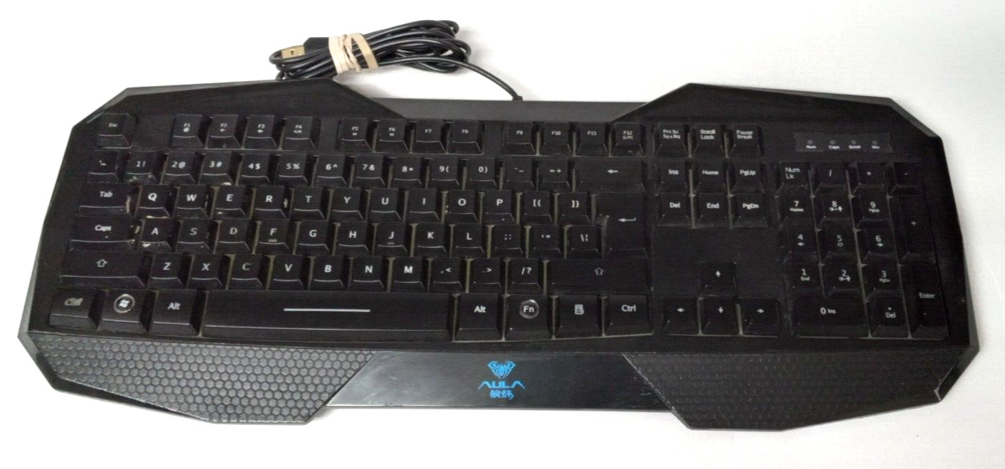 AULA Wired Gaming Keyboard Professional Gamer Be Fire Blue Light