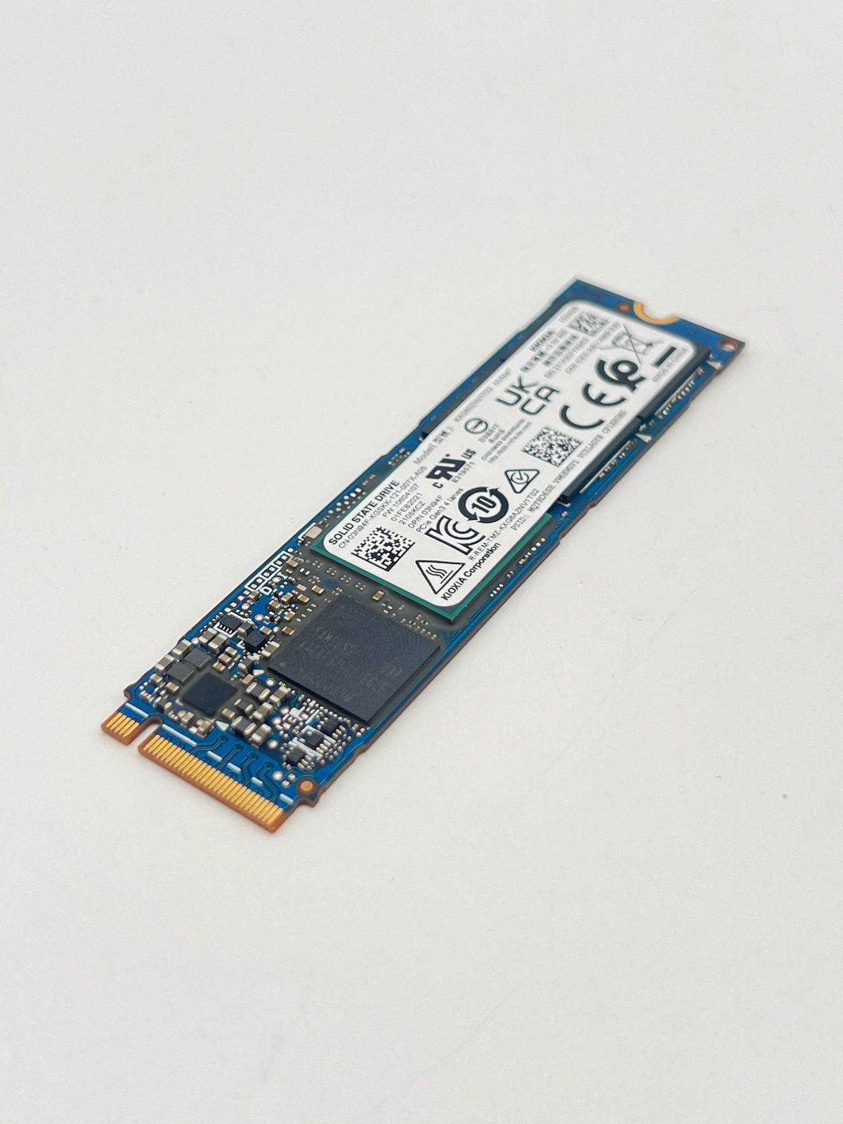 Kioxia XG6 1TB M.2 NVMe 2280 PCIe Gen3 Solid State Drive KXG60ZNV1T02