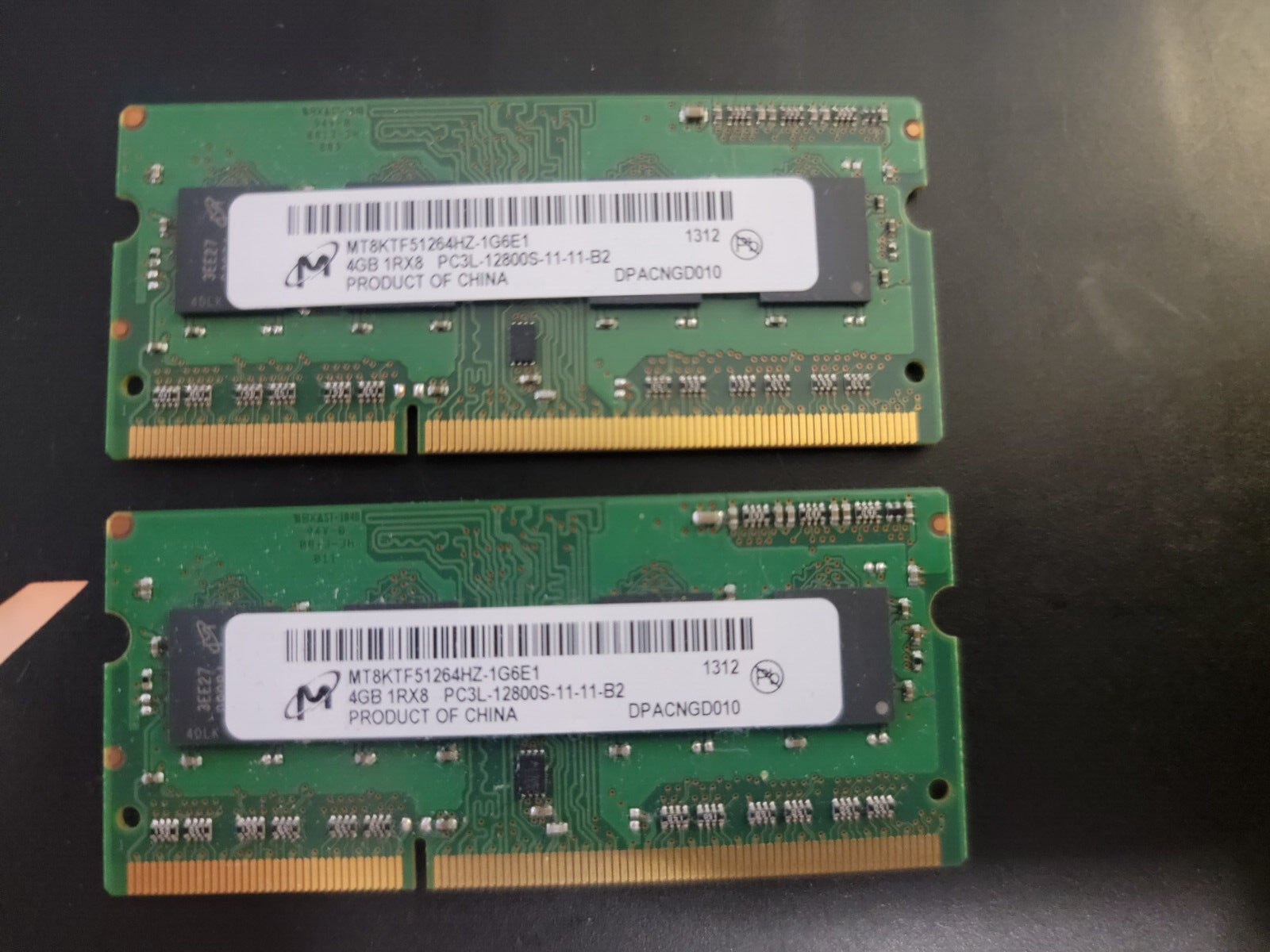 x2 MT8KTF51264HZ-1G6E1 OEM MICRON LAPTOP MEMORY 2x4GB 1Rx8 PC3L-12800S-11-11-B2