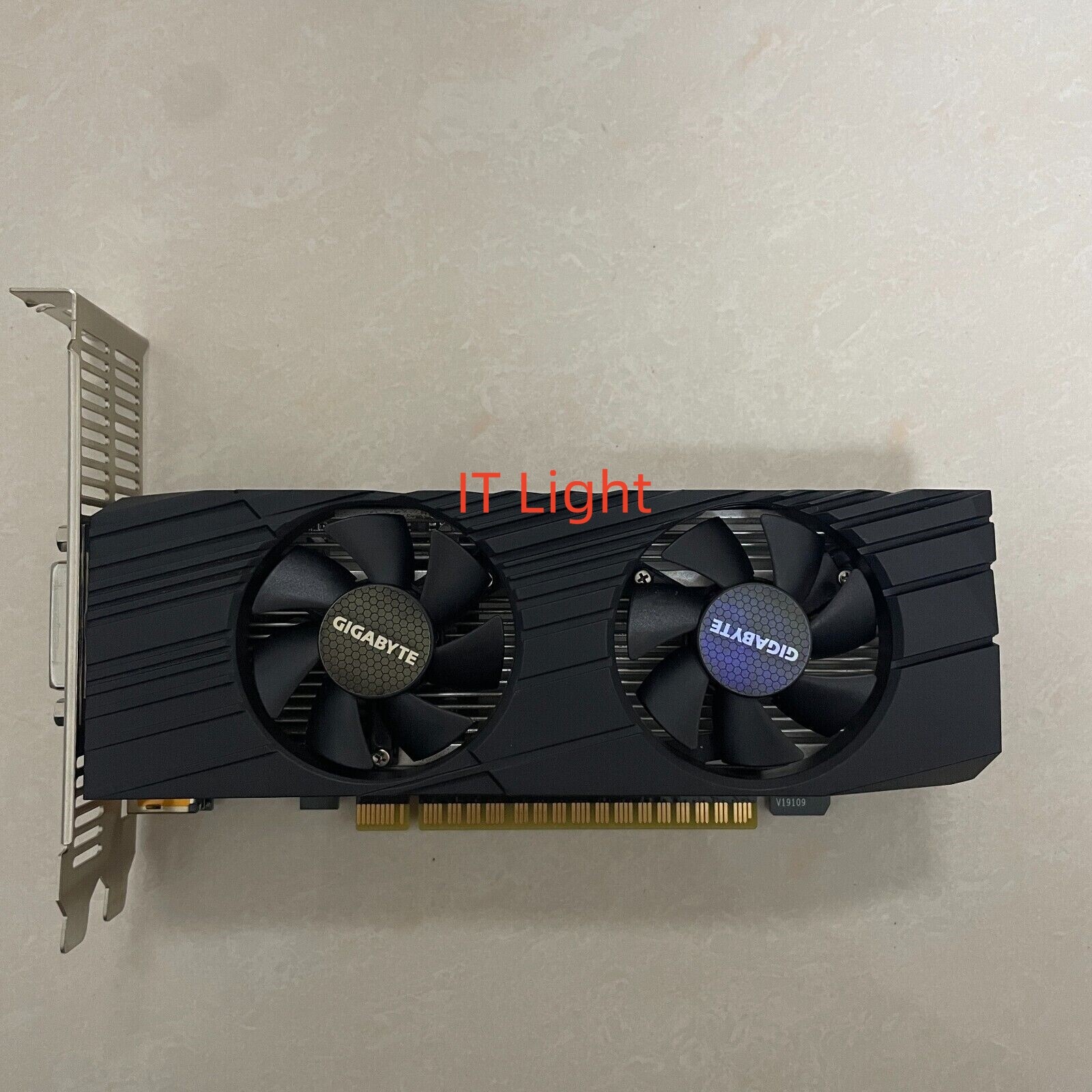 GIGABYTE GeForce GTX 1650 4GB GDDR5  Low Profile Video Card GV-N1650OC-4GL